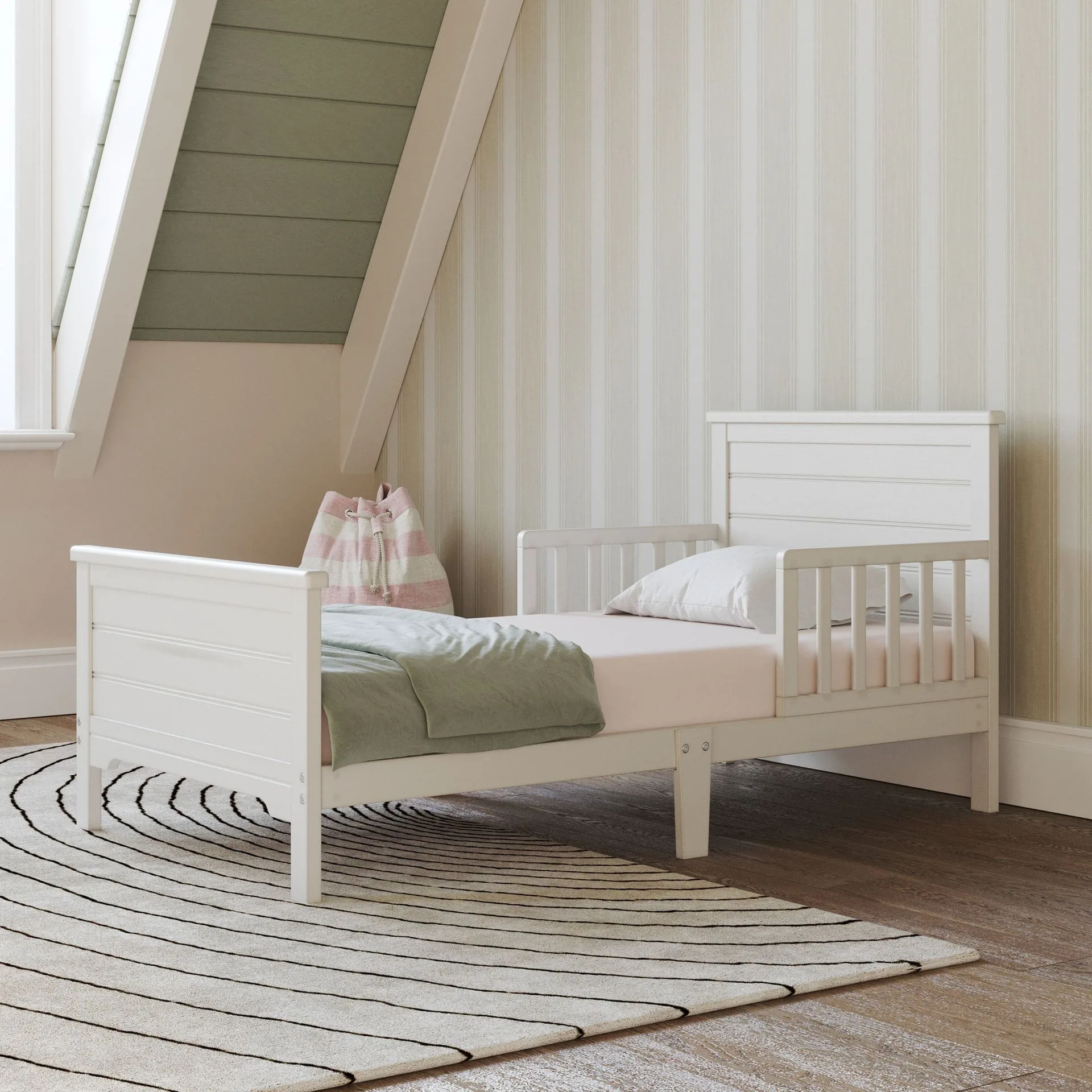 How to Transition Your Toddler from a Crib to a Toddler Bed: A Step-by-Step Guide