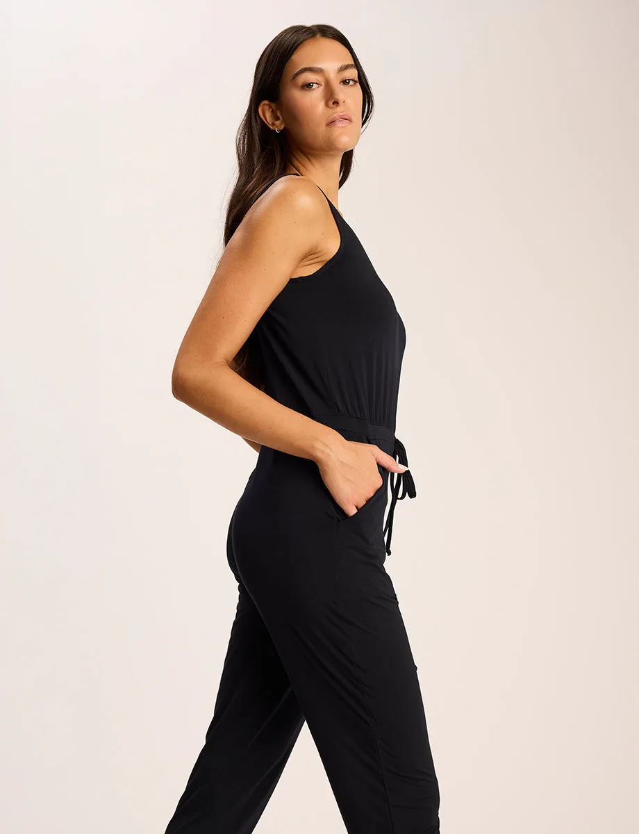 Butter Träger-Lounge-Jumpsuit