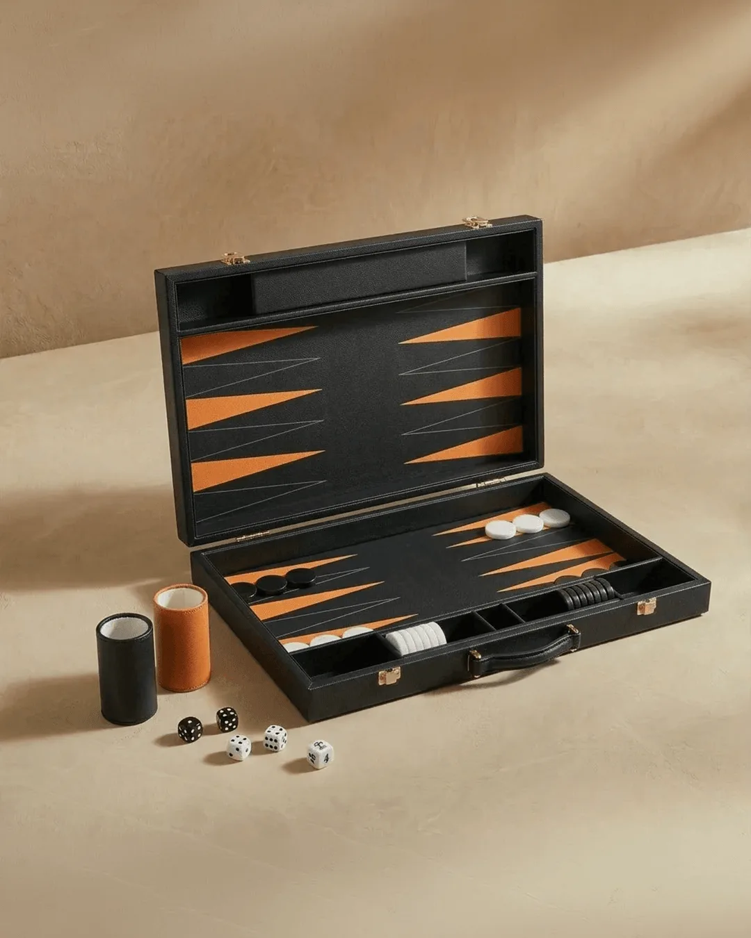Leather vs Wood Backgammon Sets: Which Material Suits You