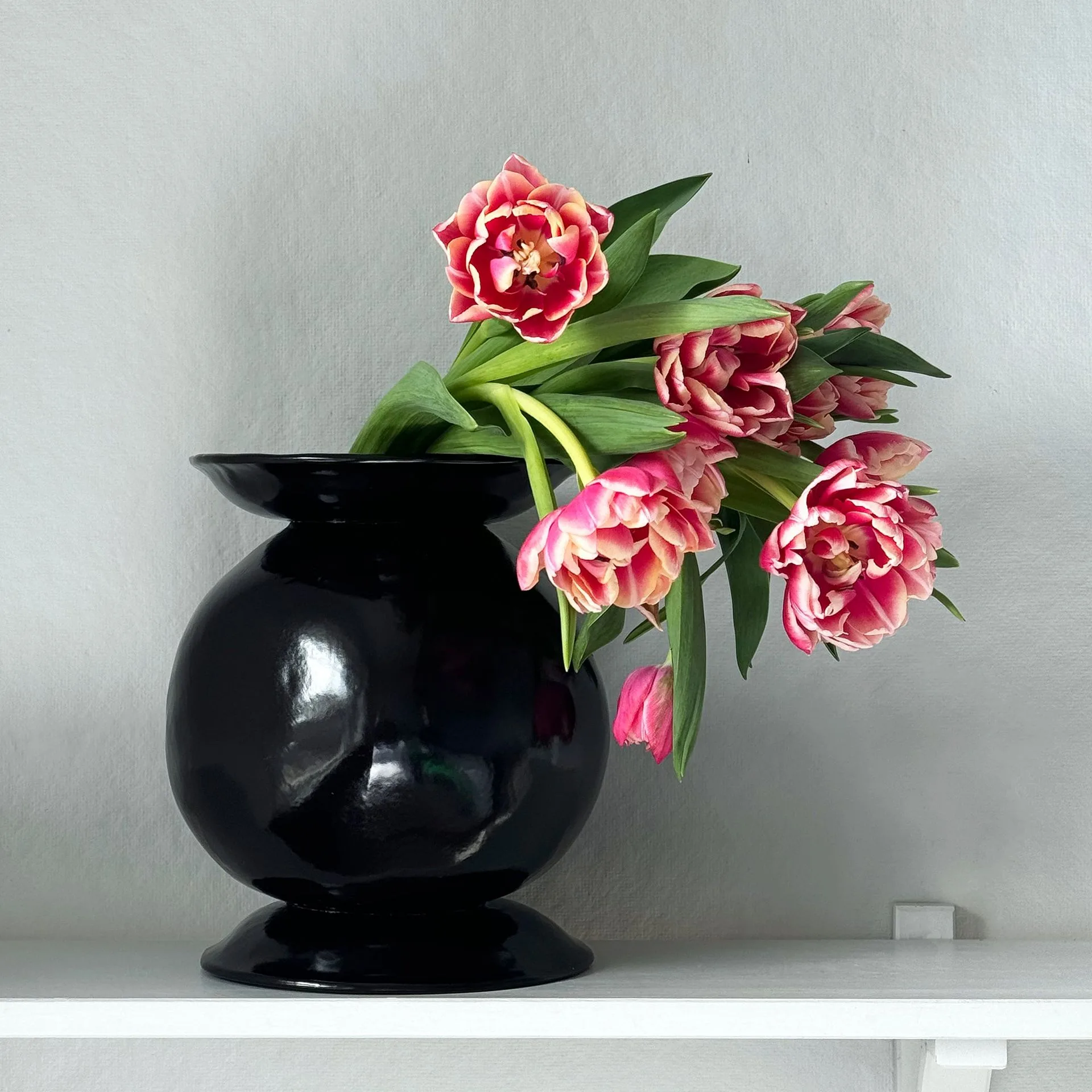 La Mére Ebony Vase