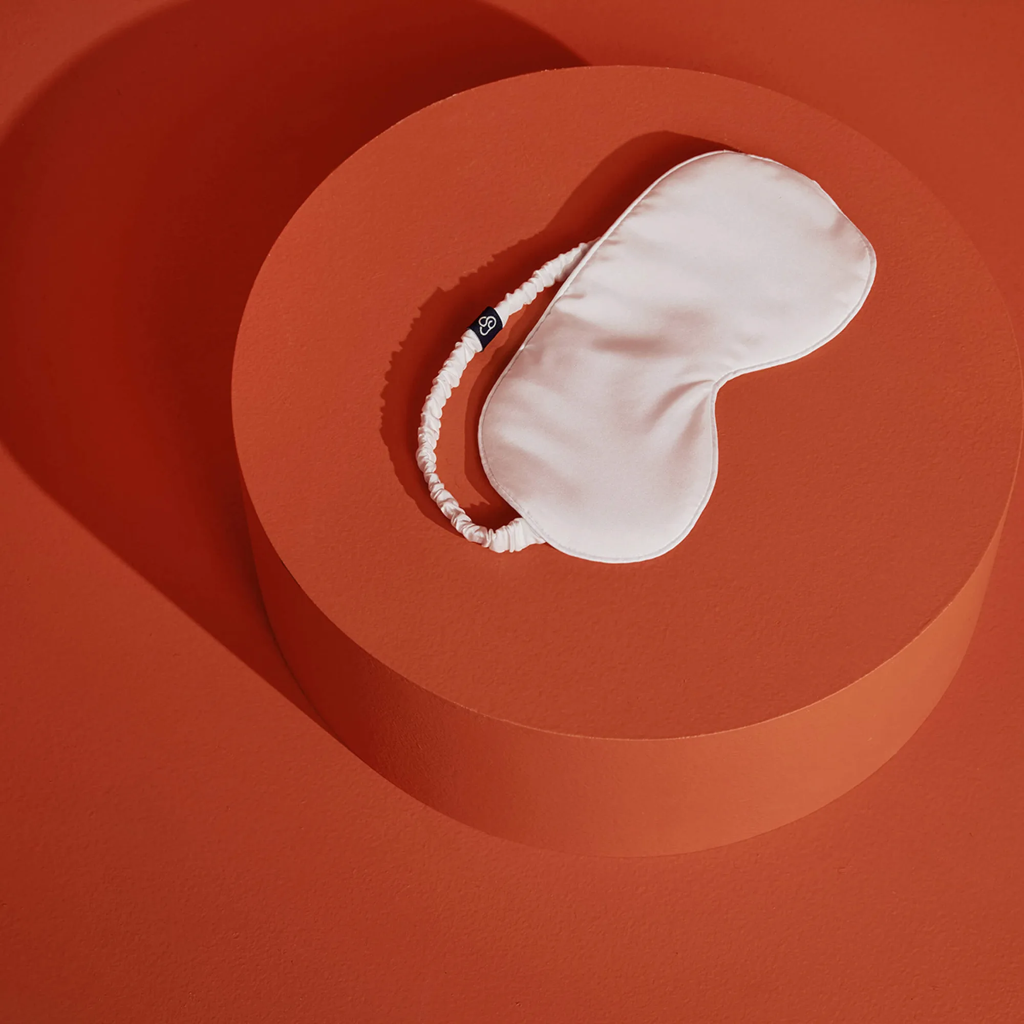 How to Wash and Care for Your Silk Sleep Mask: A Step-by-Step Guide