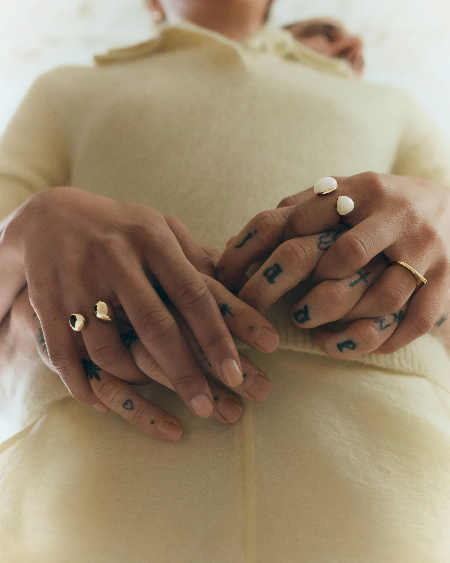 Caramelle Hoops vs. Olga Mini Hoops: Which Everyday Hoop Fits Your Ear Stack?