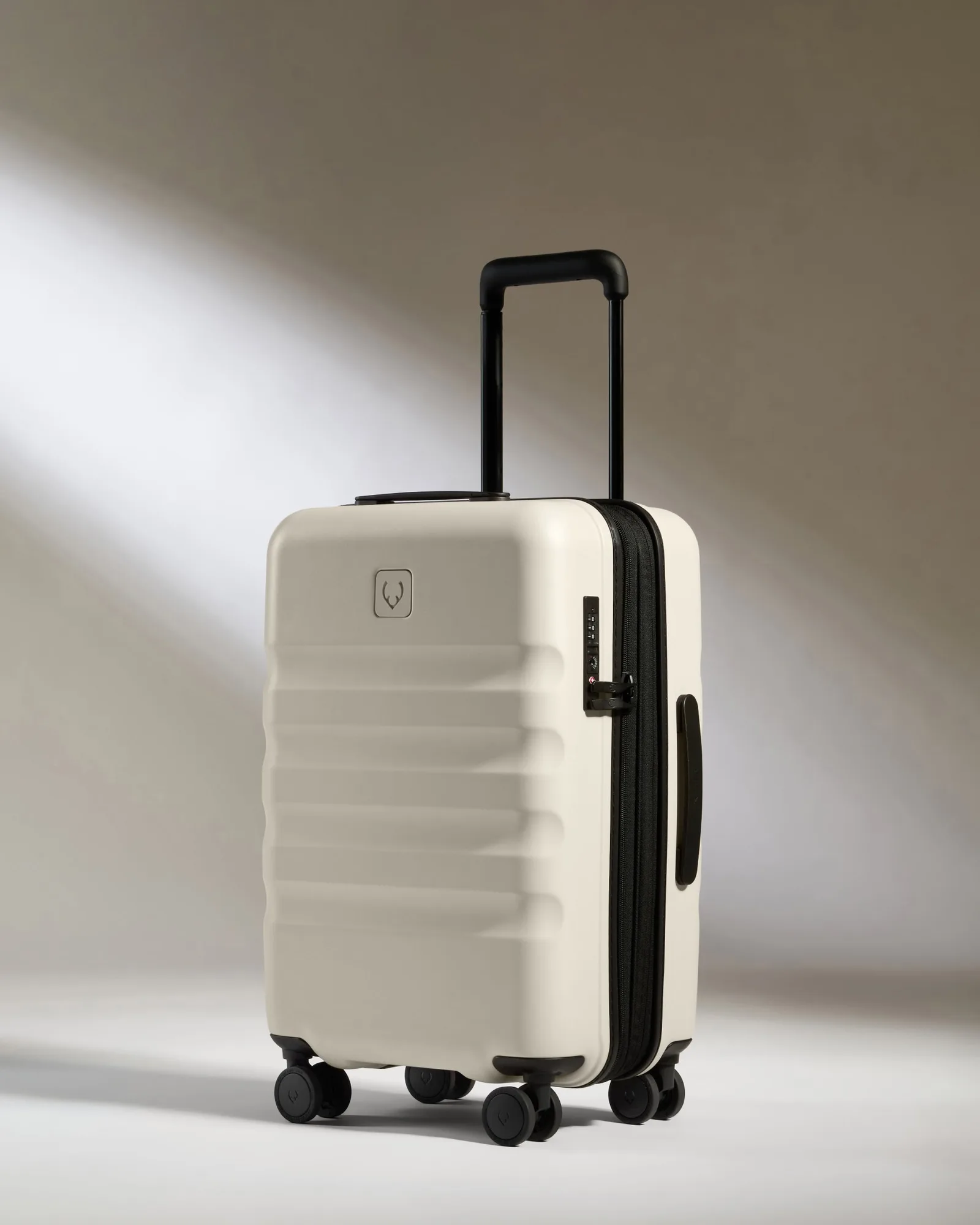 Valise extensible ou cabine fixe : laquelle choisir ?