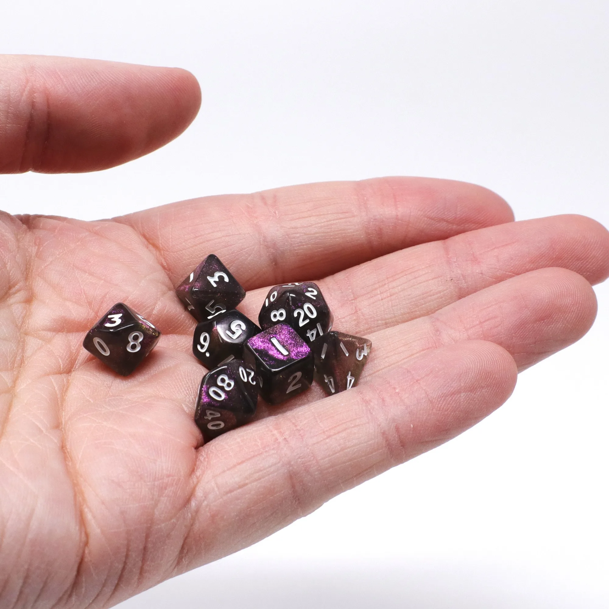 Dice for Large Groups: How to Buy Bulk Dice Without Wasting Money