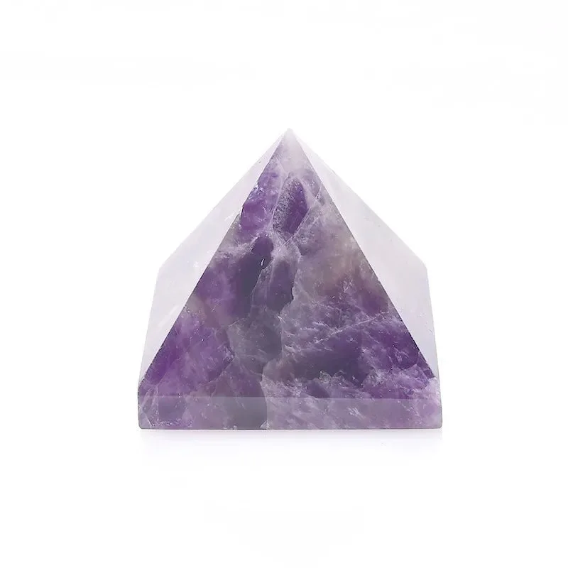 Perhiasan Moonstone: Intuisi, Awal Baru, dan Cara Memakainya
