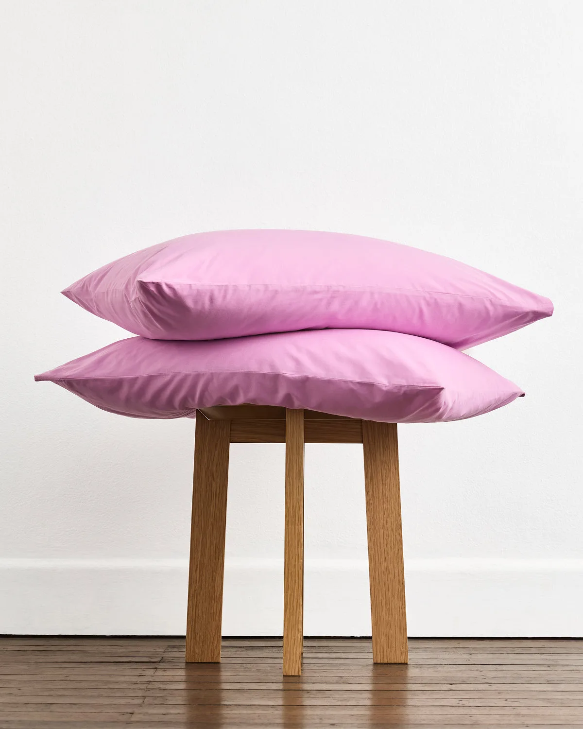 Linen Pillowcases for Glowing Skin: Myth or Fact? Uncovering the Truth Behind Beauty Sleep