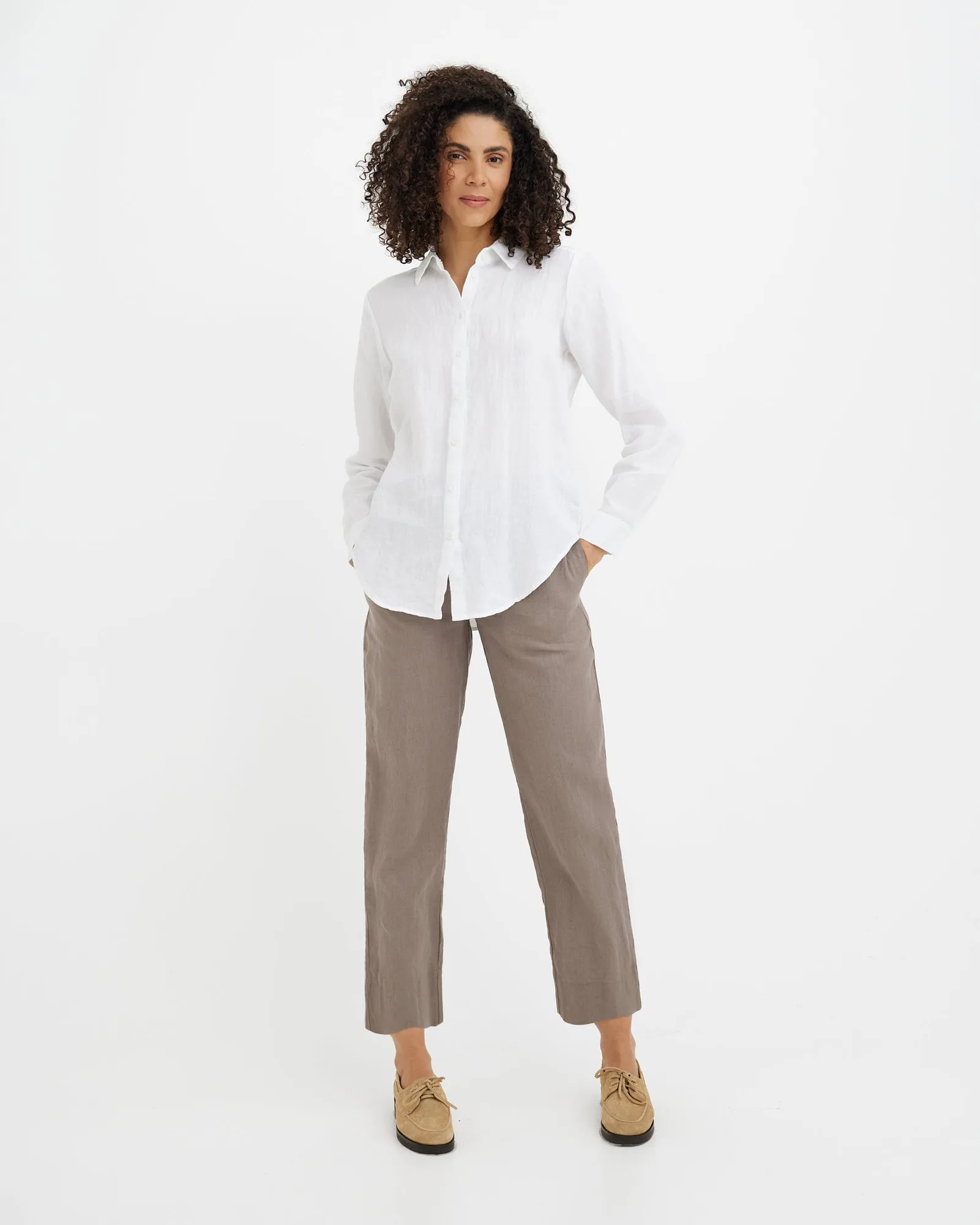 How to Remove Wrinkles from Linen Without an Iron: Simple Hacks for a Fresh Look