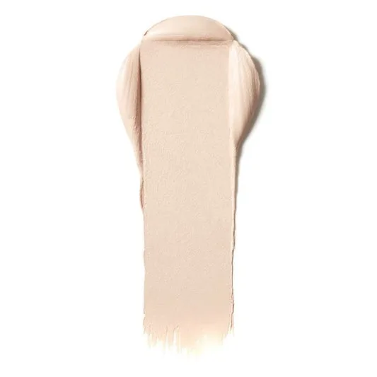 How to Use a Corrector to Neutralize Dark Circles and Redness