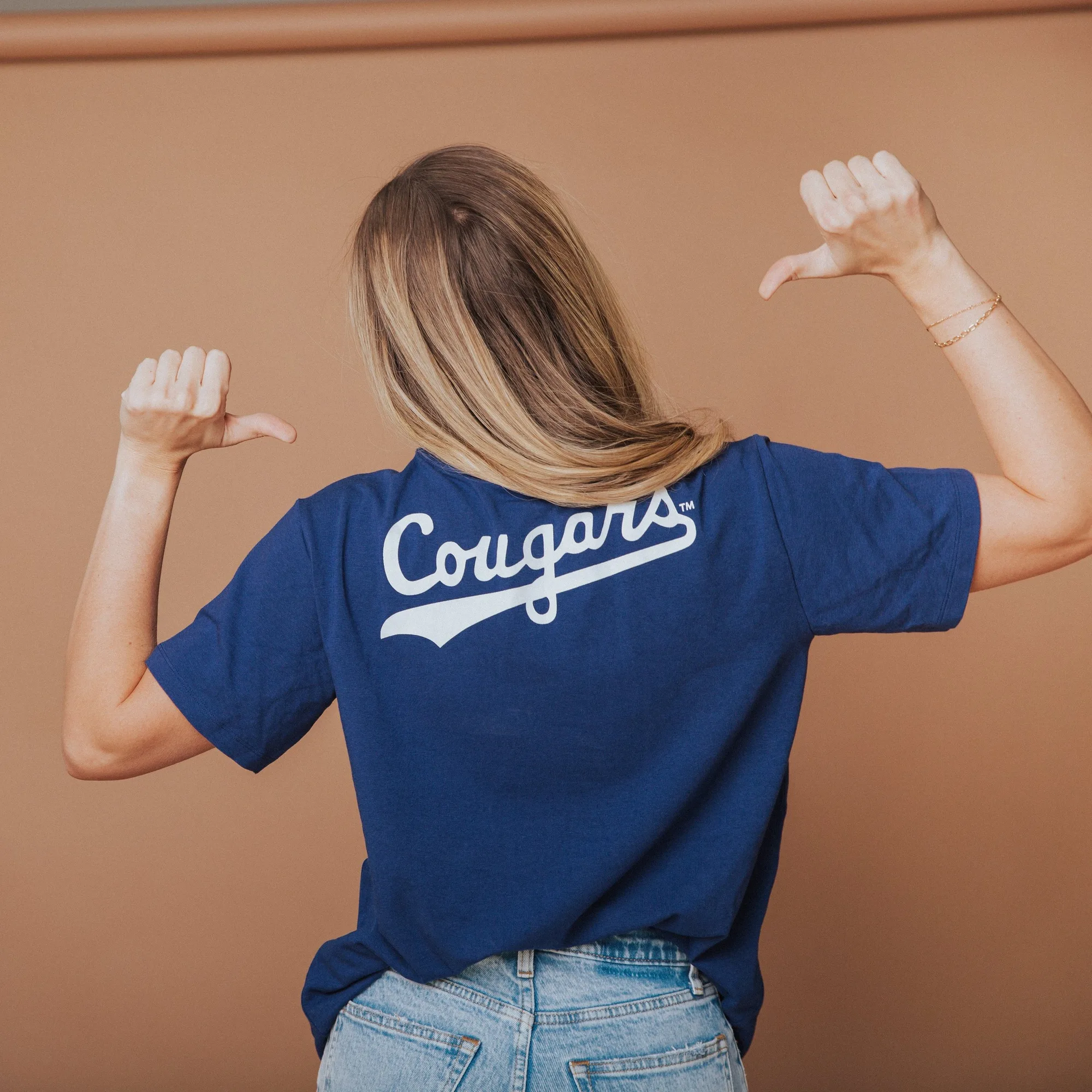 Come scegliere la t-shirt unisex giusta per tutti i giorni