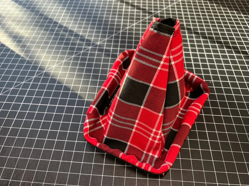 Spirit of Le Mans Red Plaid Shift Boot van Stitch Boots