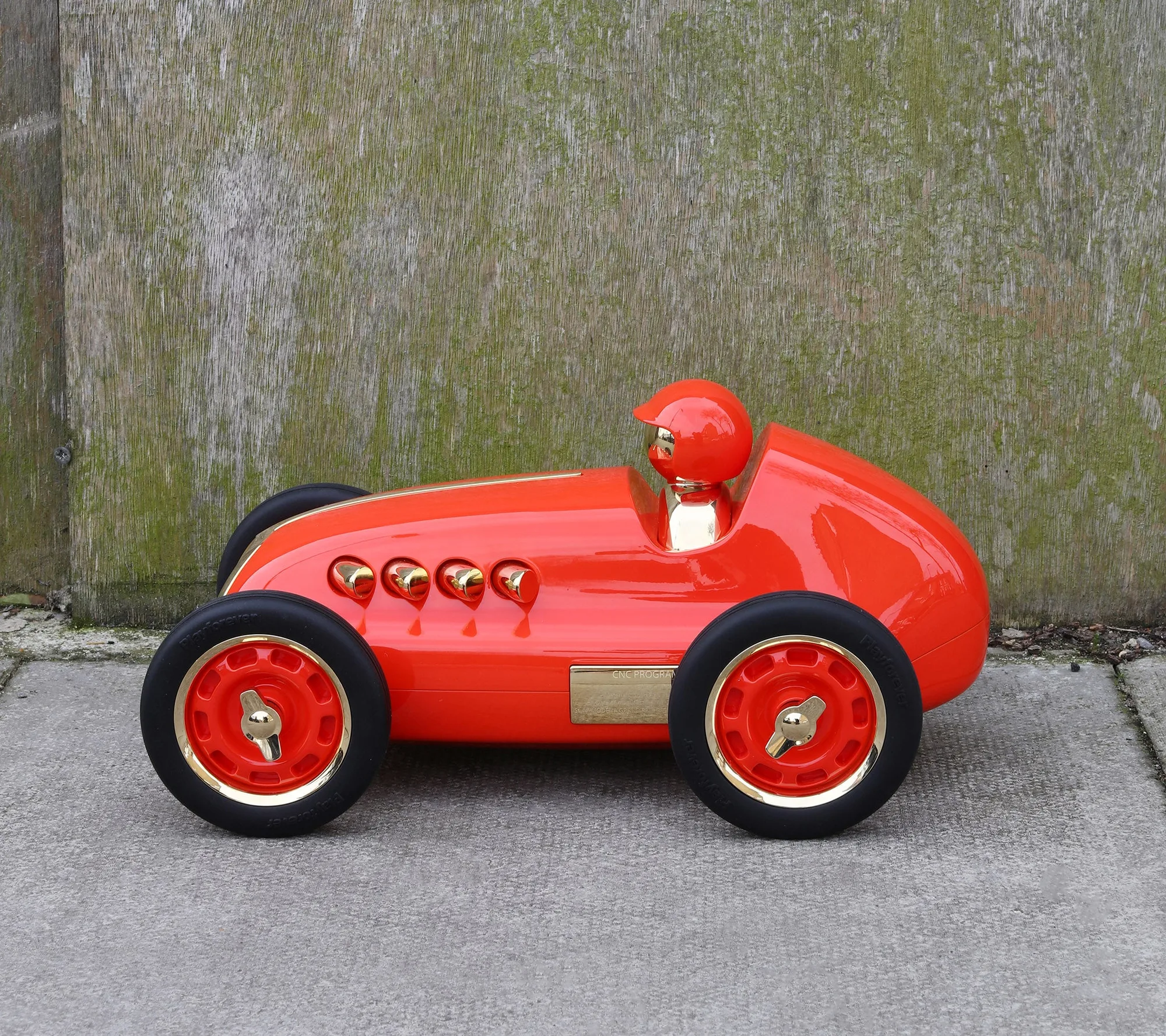 نظرة عامة على ميزات CNC 103 Modena Grand Prix Orange