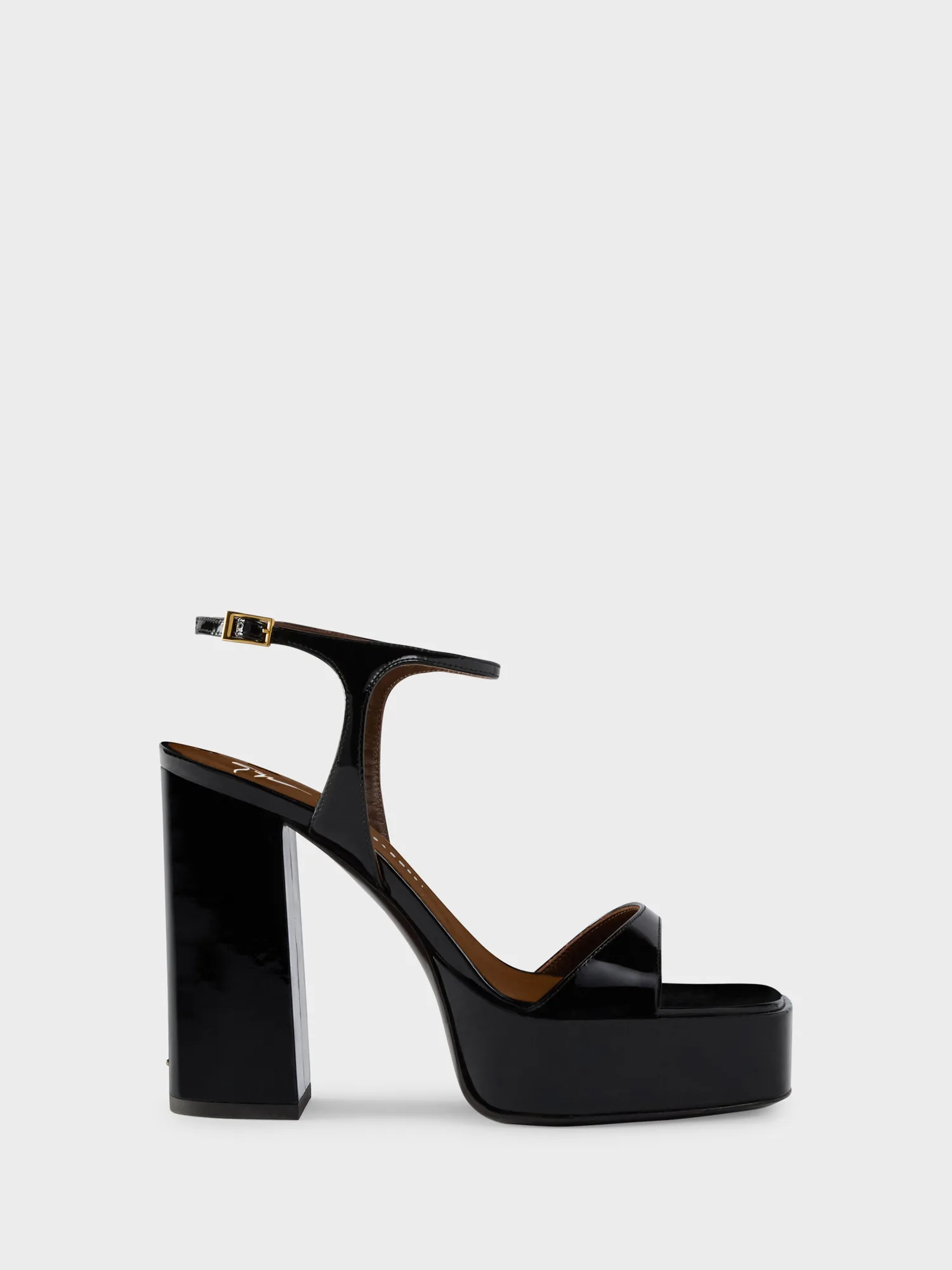 Chérie Sandal 115 vs New Cruel Sandal 105: Guida al tacco