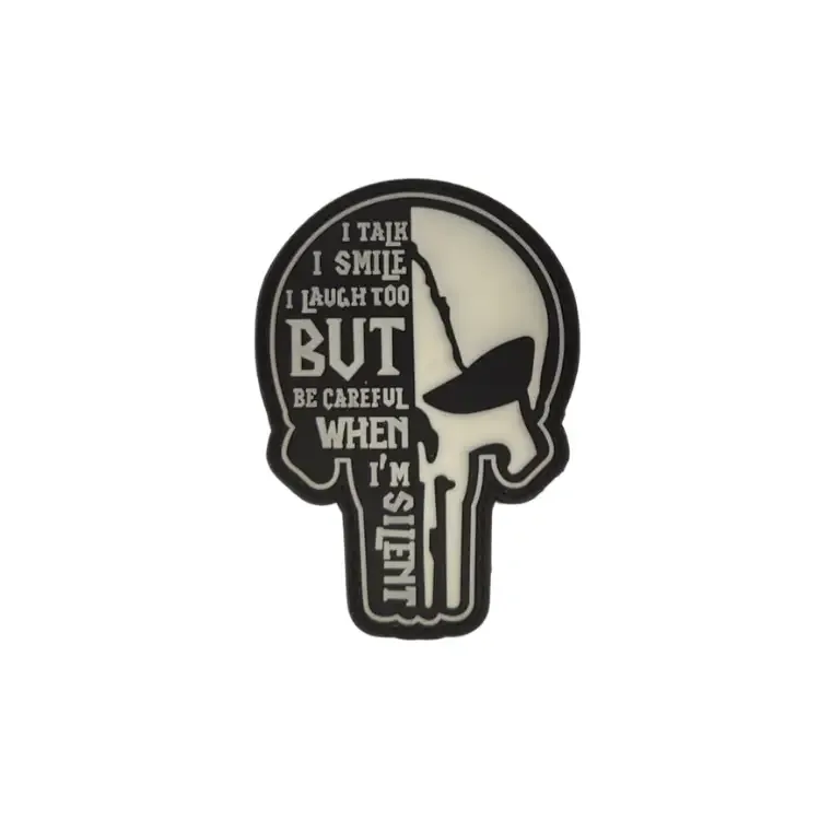 Quote Skull Patches: tyylivinkit takkeihin ja laukkuihin