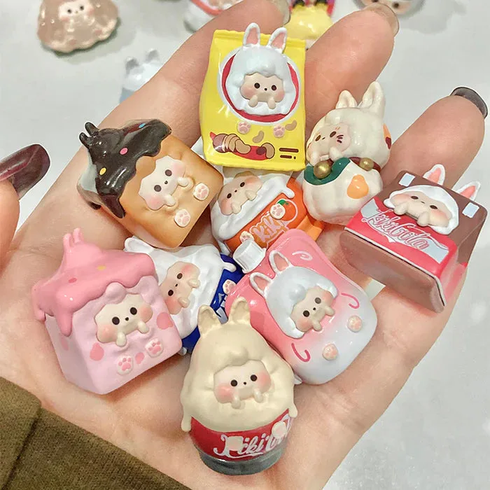 How to Attach Keychains and Charms to Your Bags Without Damage