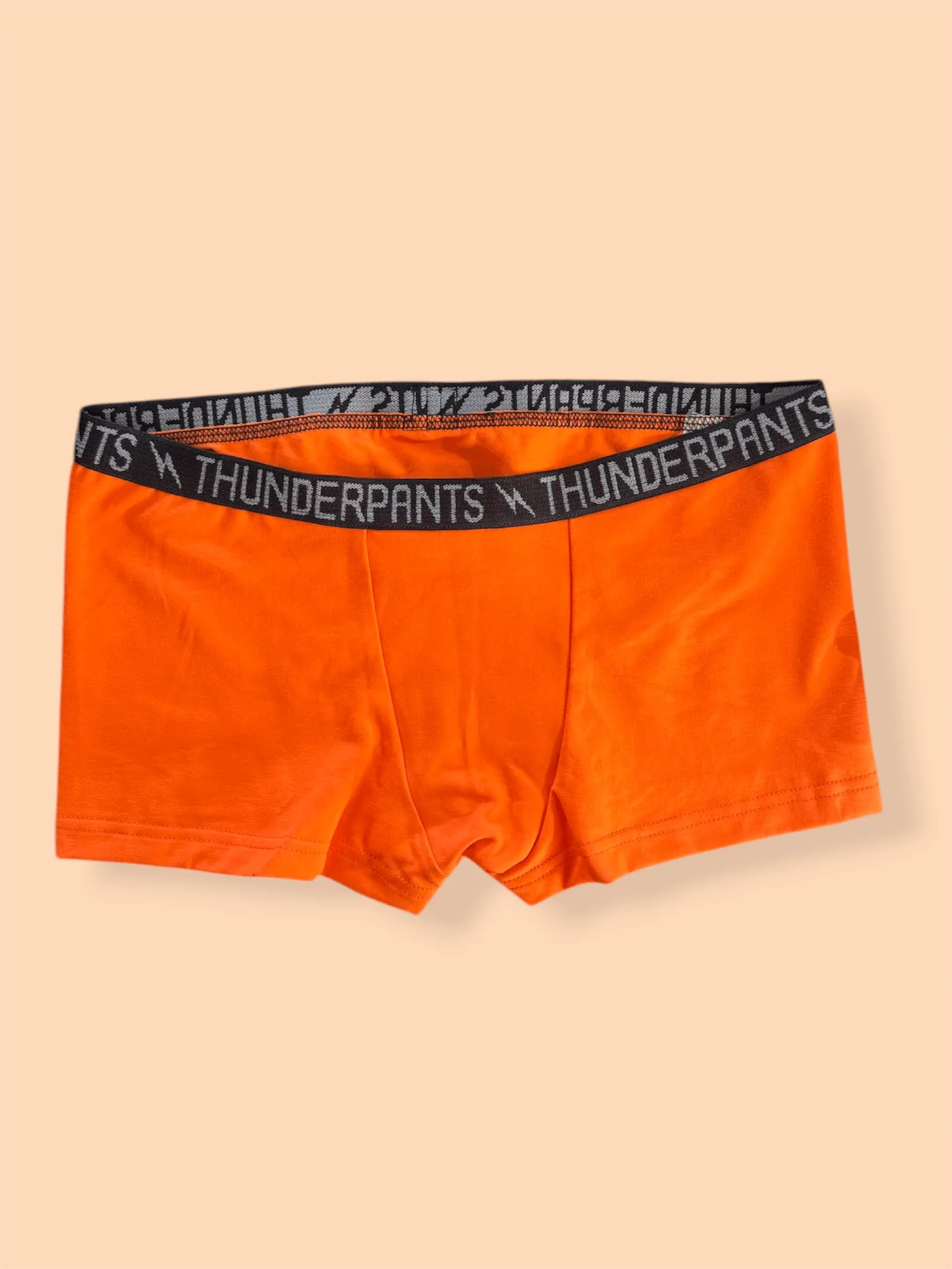 Hipster Tiger Queen vs Flat Front Boxer Tangerine: Passform-Guide
