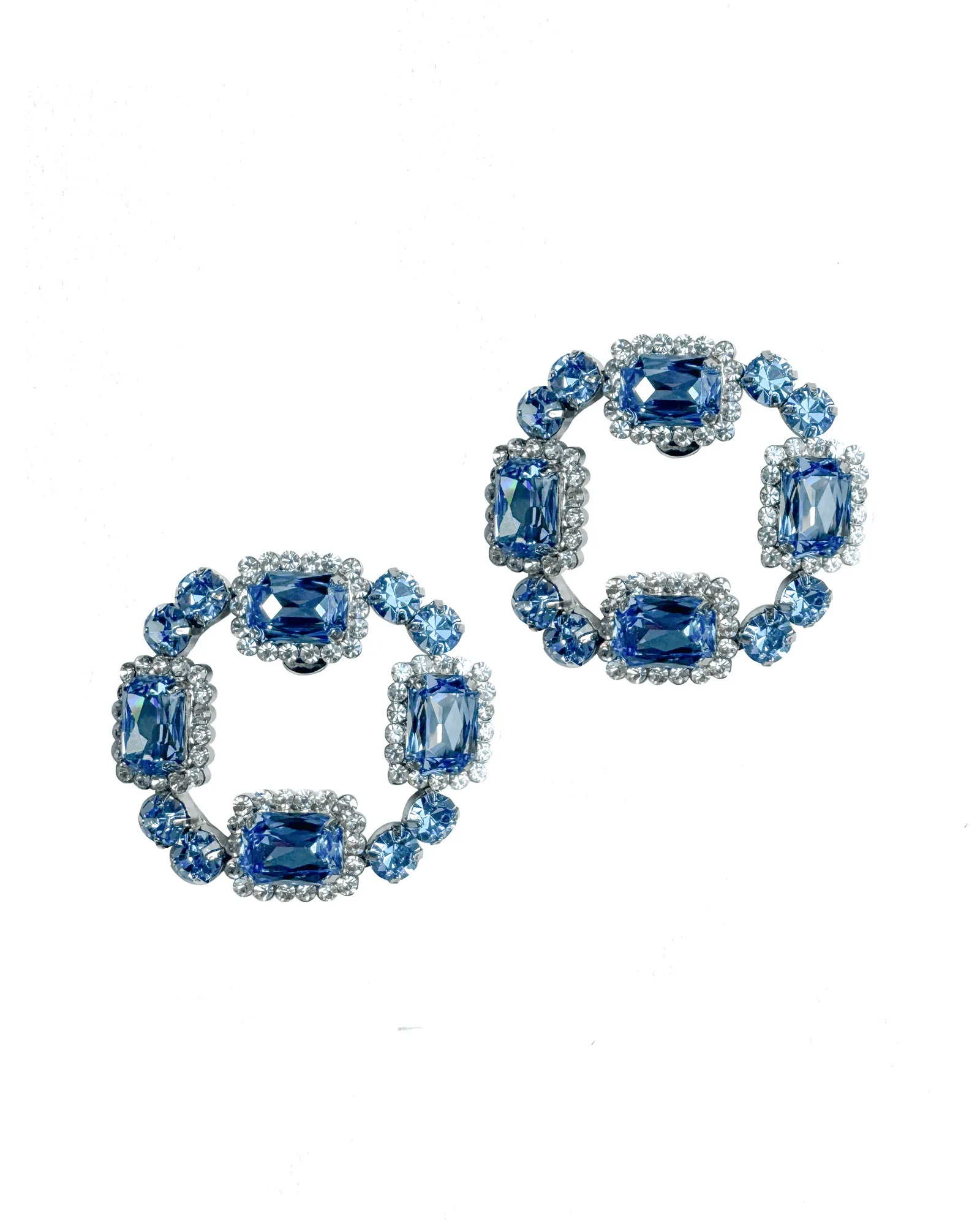 Como colocar um clipe de sapato Jewel Circle em qualquer salto