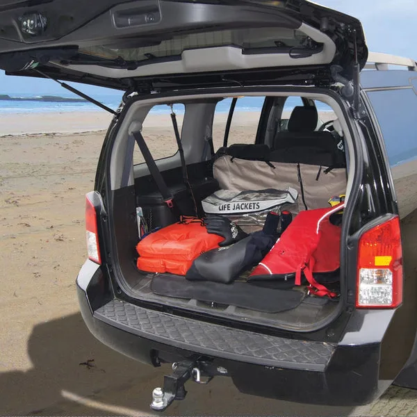 Roof Cargo Cape vs. Car Hammock: Which Car Protection Is Right for Your Dog?