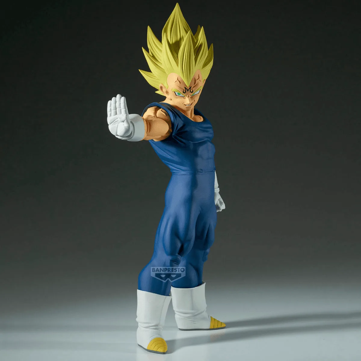 Prendre soin de vos figurines anime : nettoyage, exposition et entretien