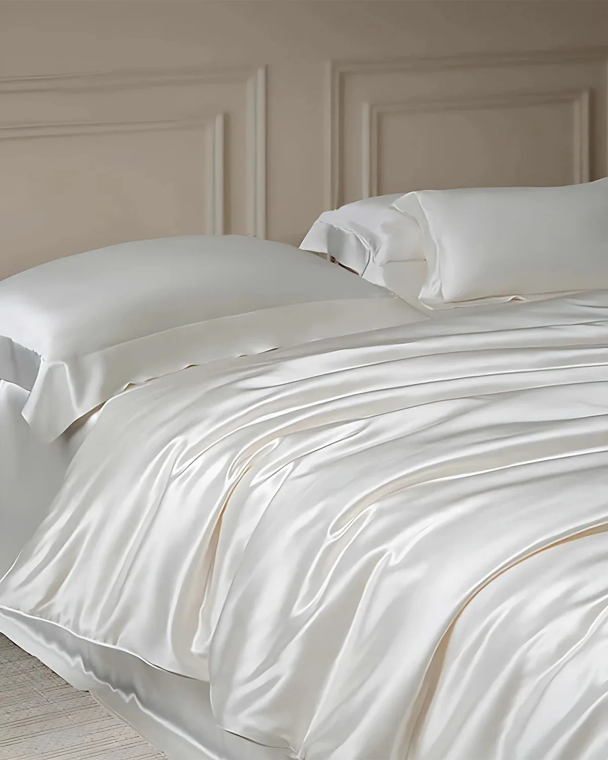 Mulberry Silk Comforter with Silk Shell
