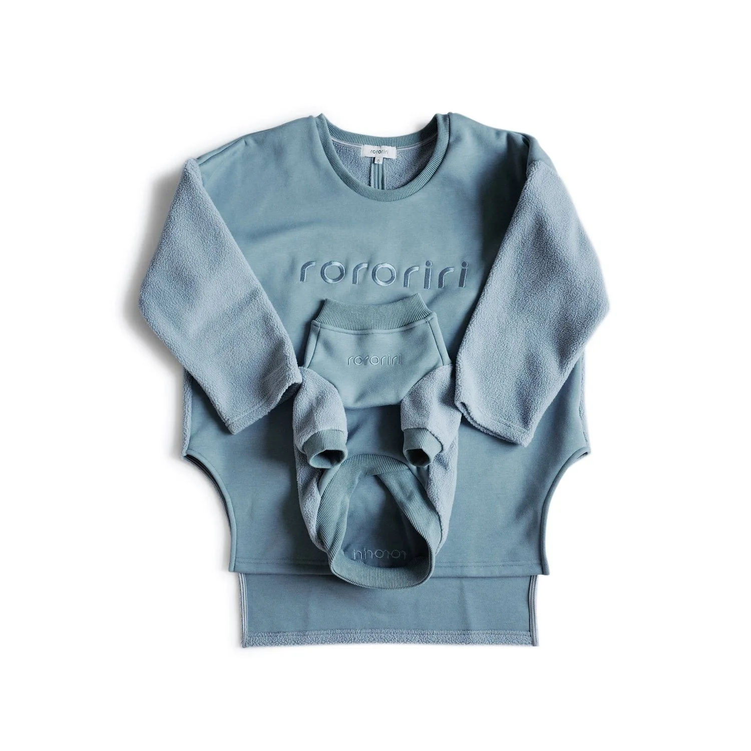Matching Outfits: How to Coordinate Your Wardrobe with Your Dog's Clothing