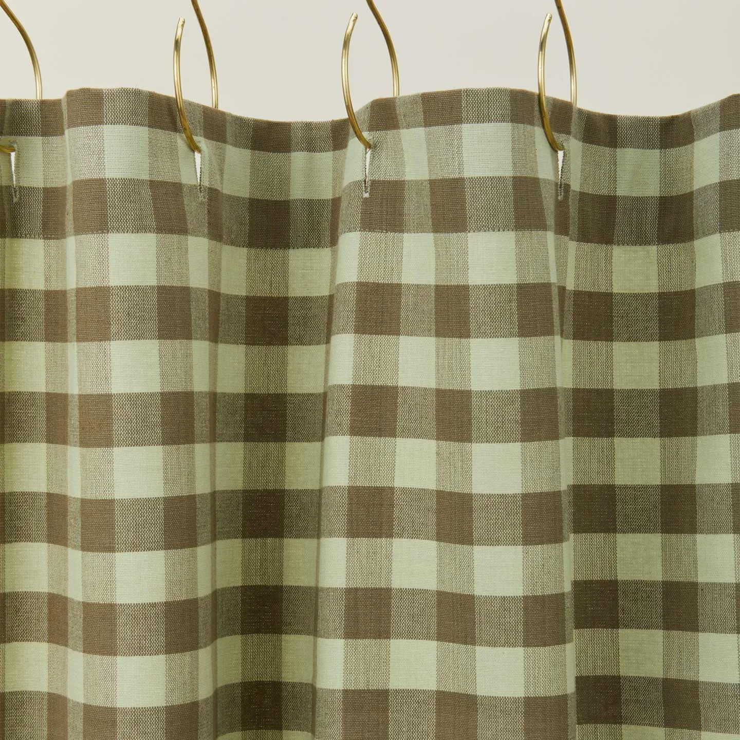 The Best Towel Materials for Your Bathroom: A Complete Guide to Softness and Absorbency