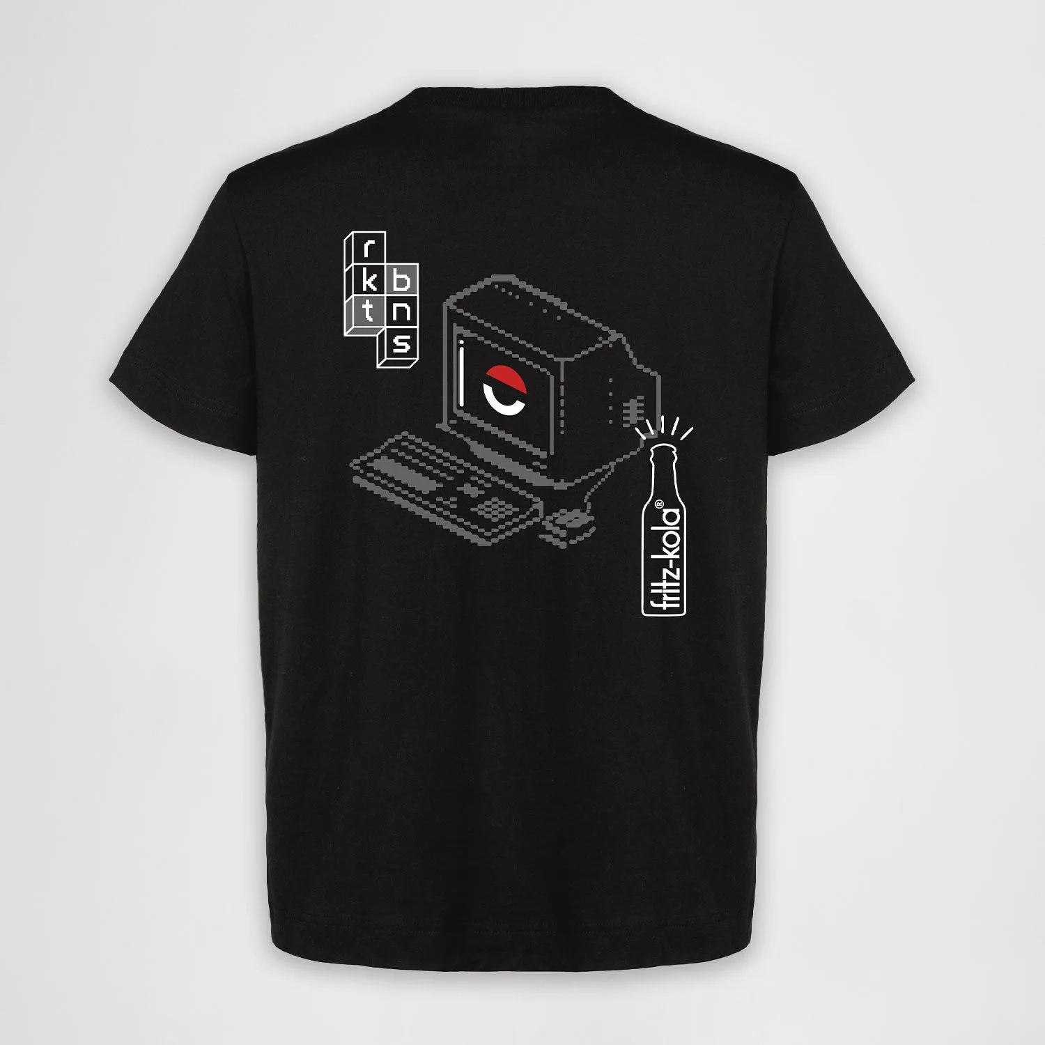 How to Style the fritz-kola x rktbns Retro PC Shirt