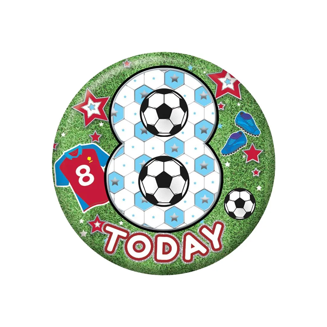 Cómo lucir una insignia de fútbol para un cumpleaños de 8 años el día del partido