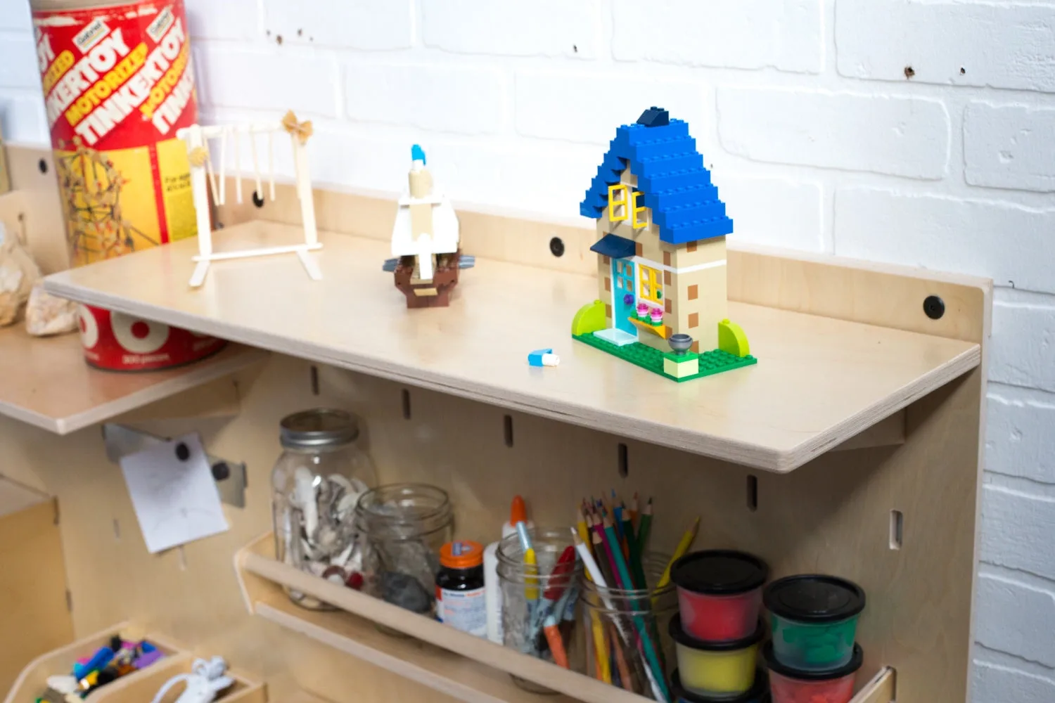 Woven Baskets vs. Fabric Bins: Best Storage for Montessori Playrooms