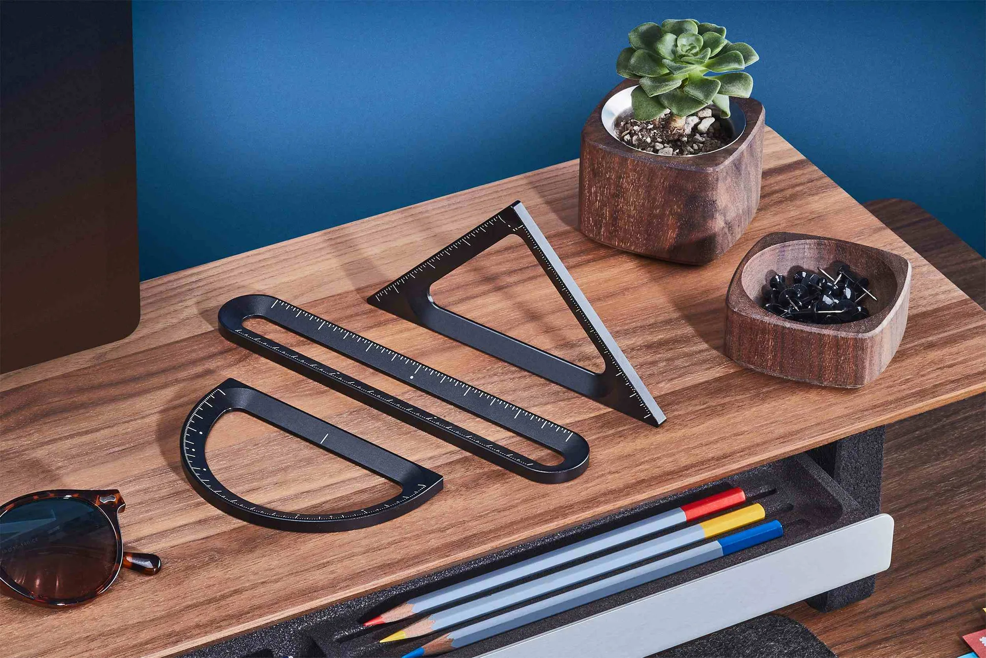 Measure Collection Review: Precision Wooden Rulers for Your Desk