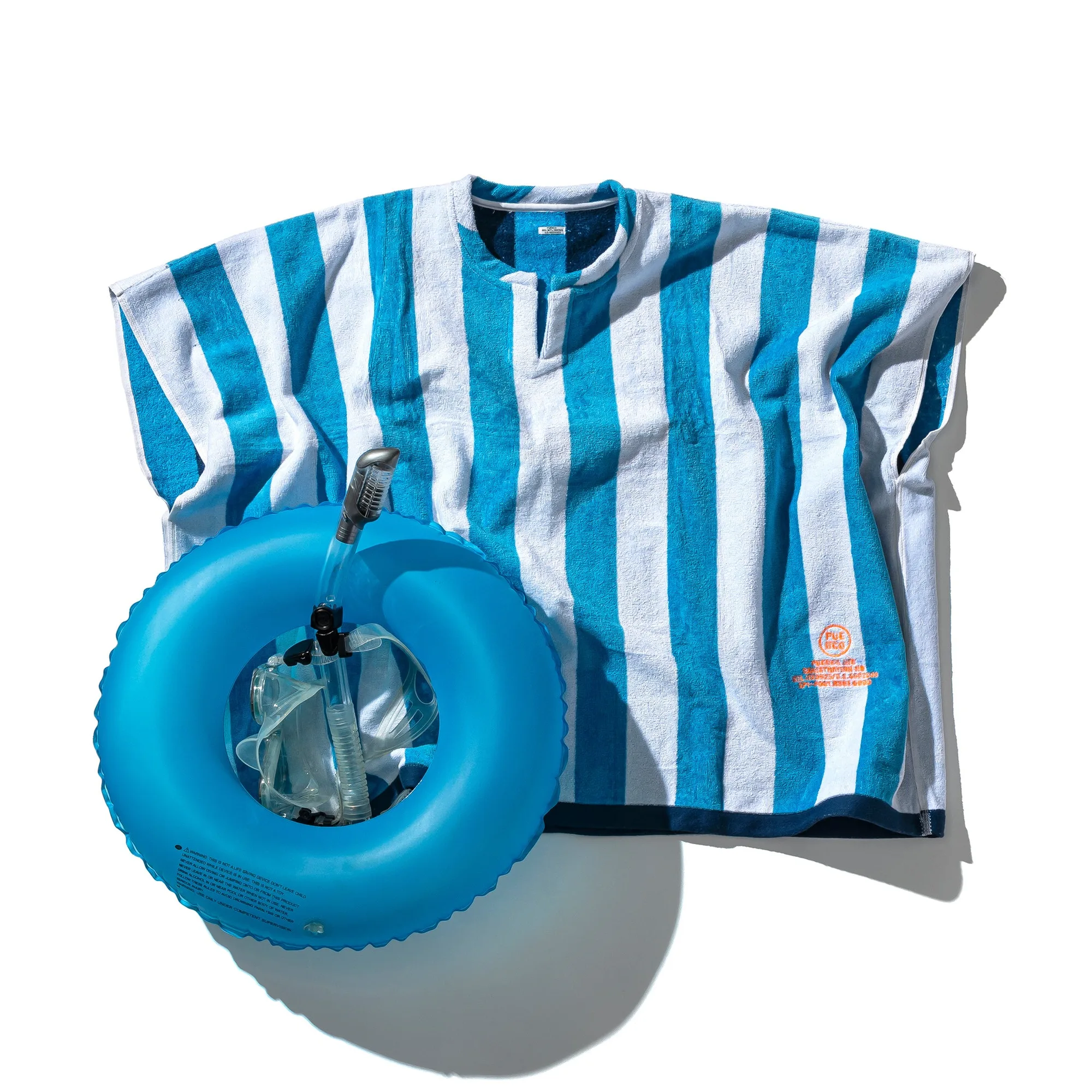 POOL OVER TEE / Blue x White: Styling Tips