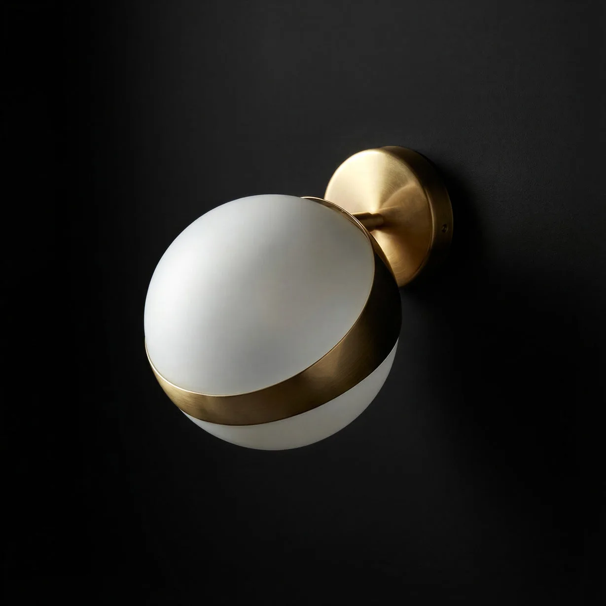 How to Create a Statement Wall with Lighting Fixtures