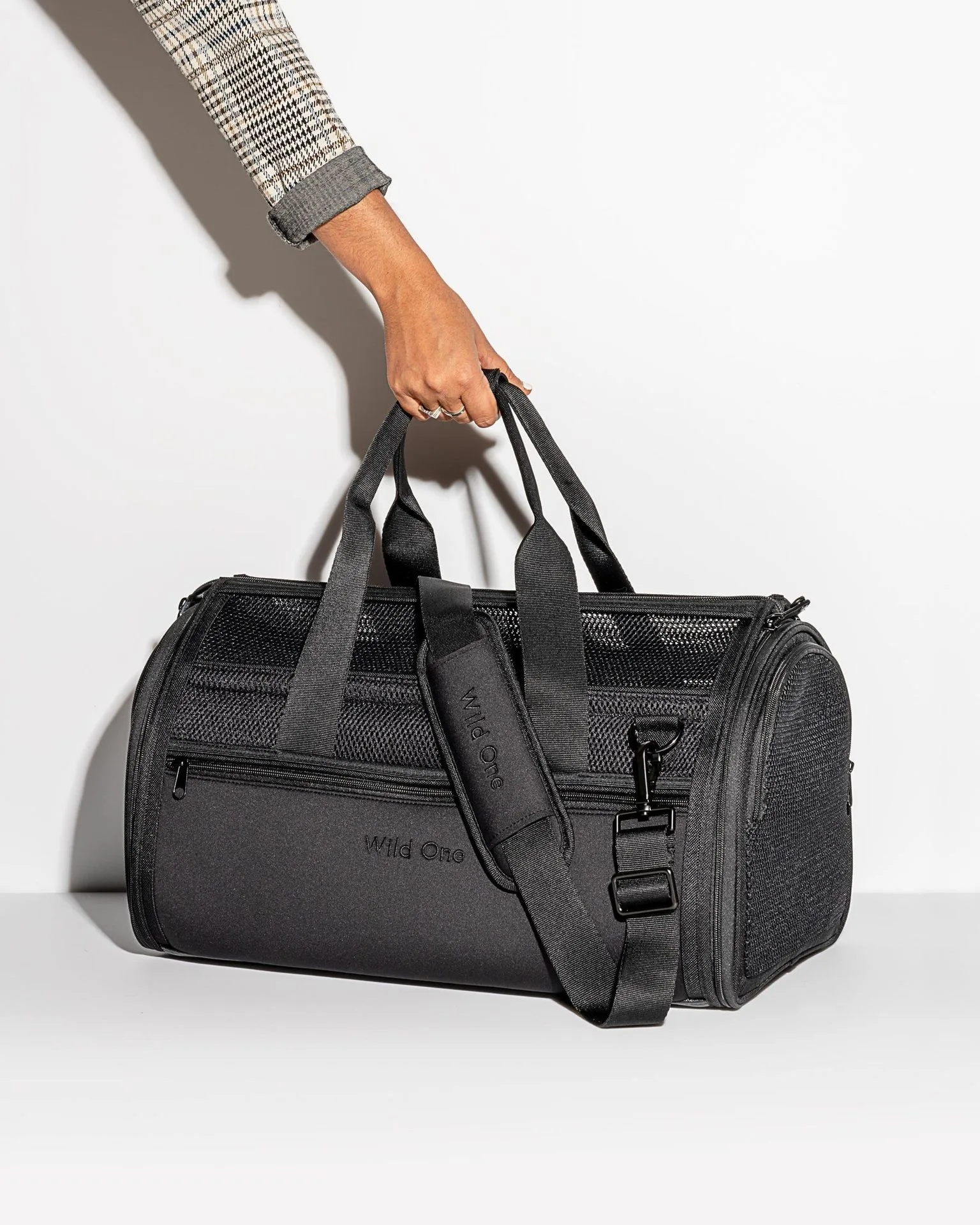 How to Choose the Right Travel Carrier for Your Cat or Dog