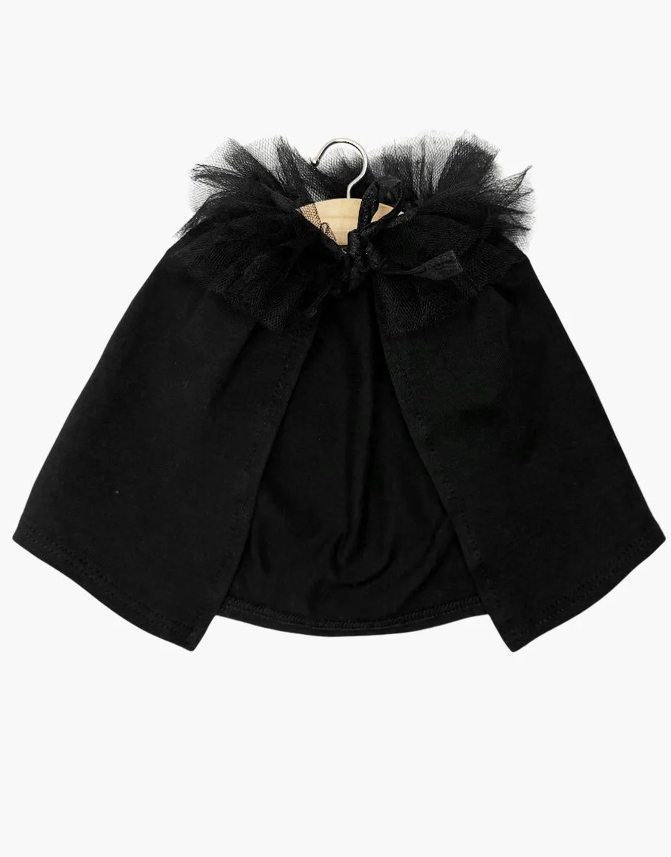 Choisir une cape de sorcière pour poupée : guide d'achat