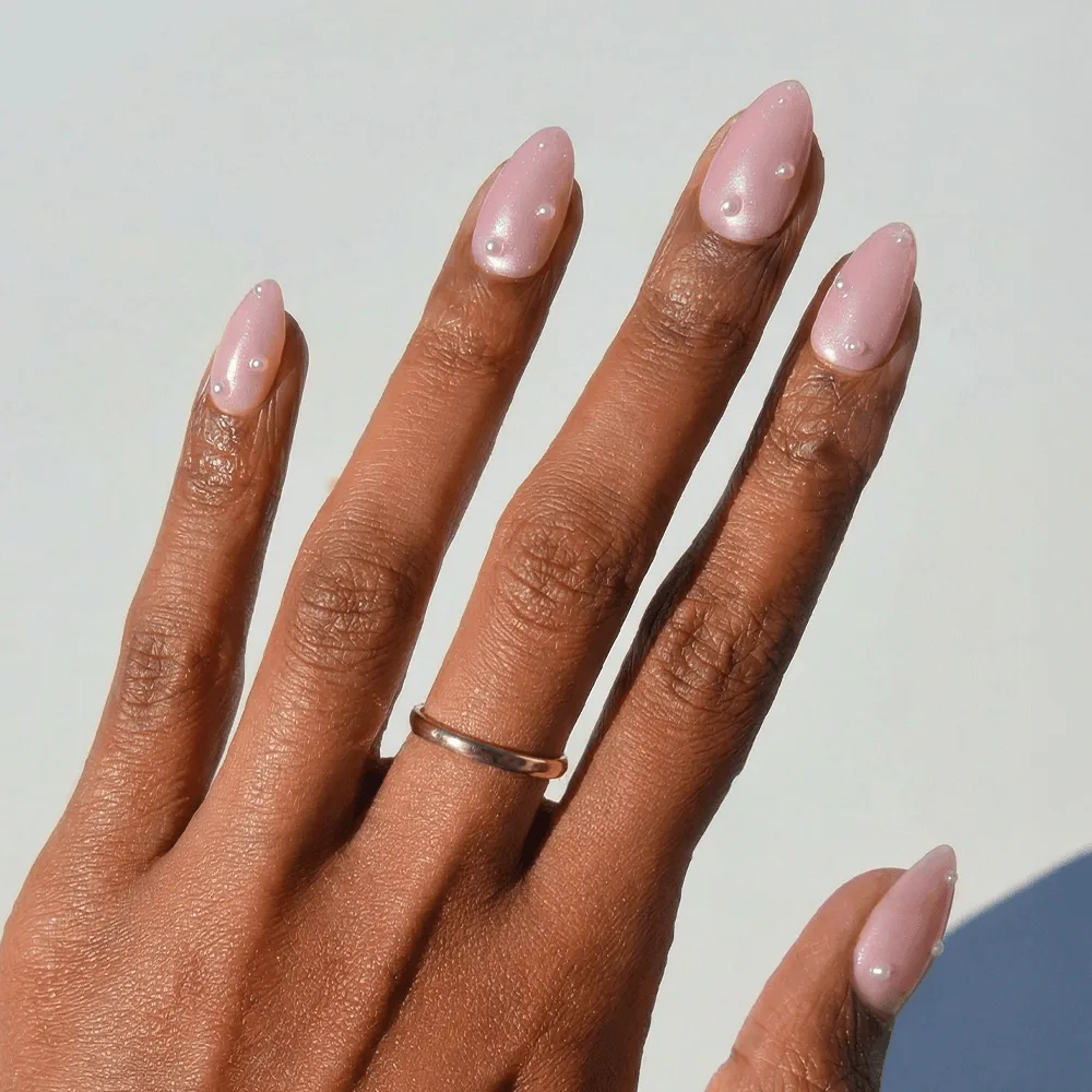 How to Apply Pearl Me Softly Press-On Nails