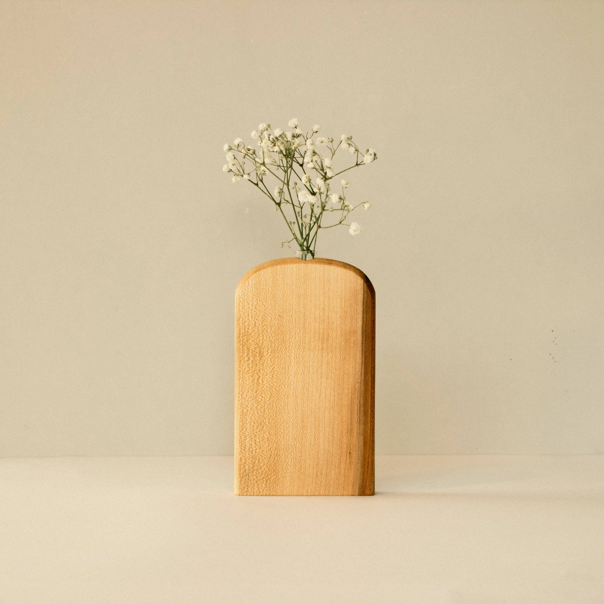 Flat flower holder No.04
