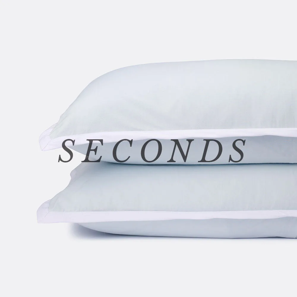 Sarung Bantal Piping Esensial Seconds