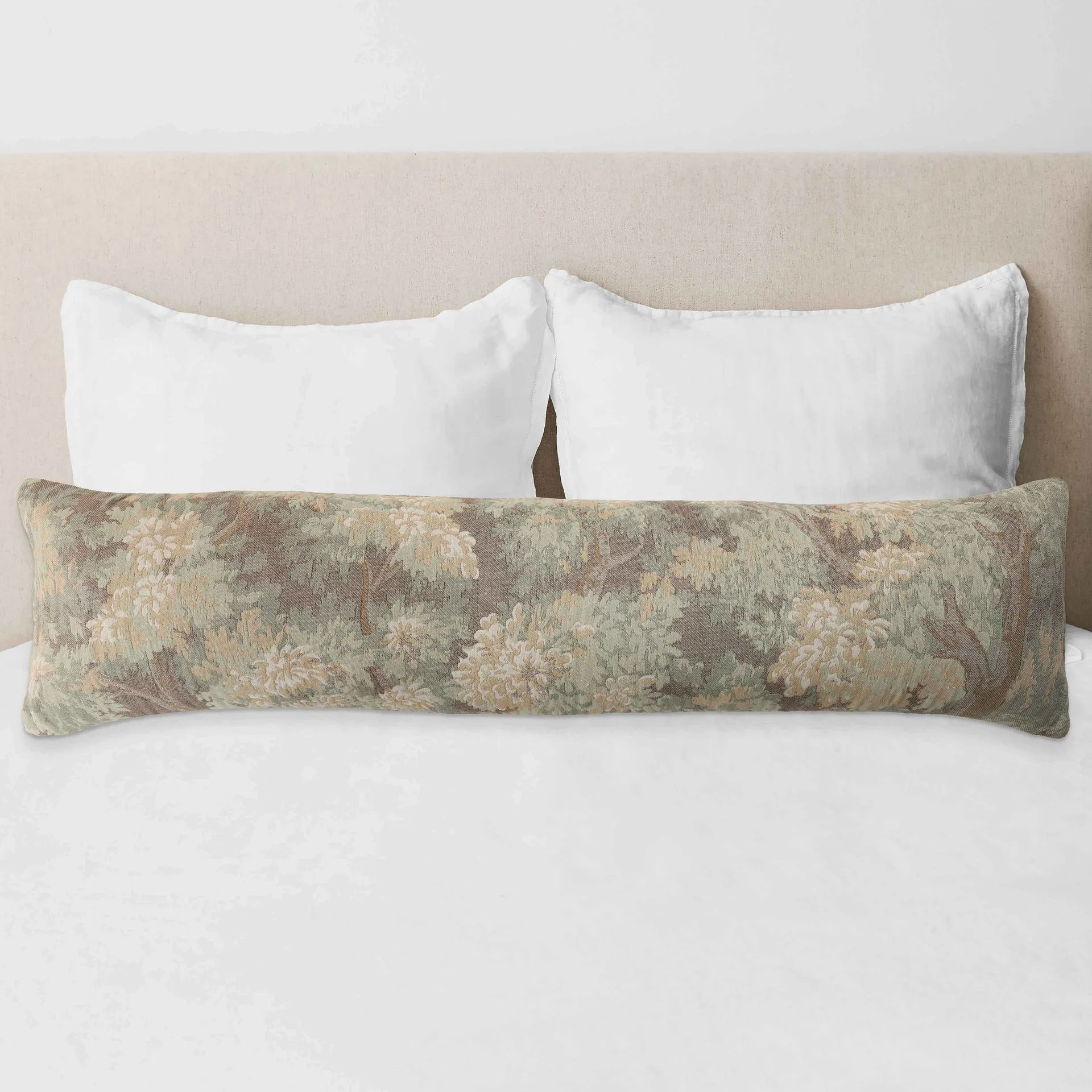 7 Creative Ways to Use a Lumbar Pillow in Your Home