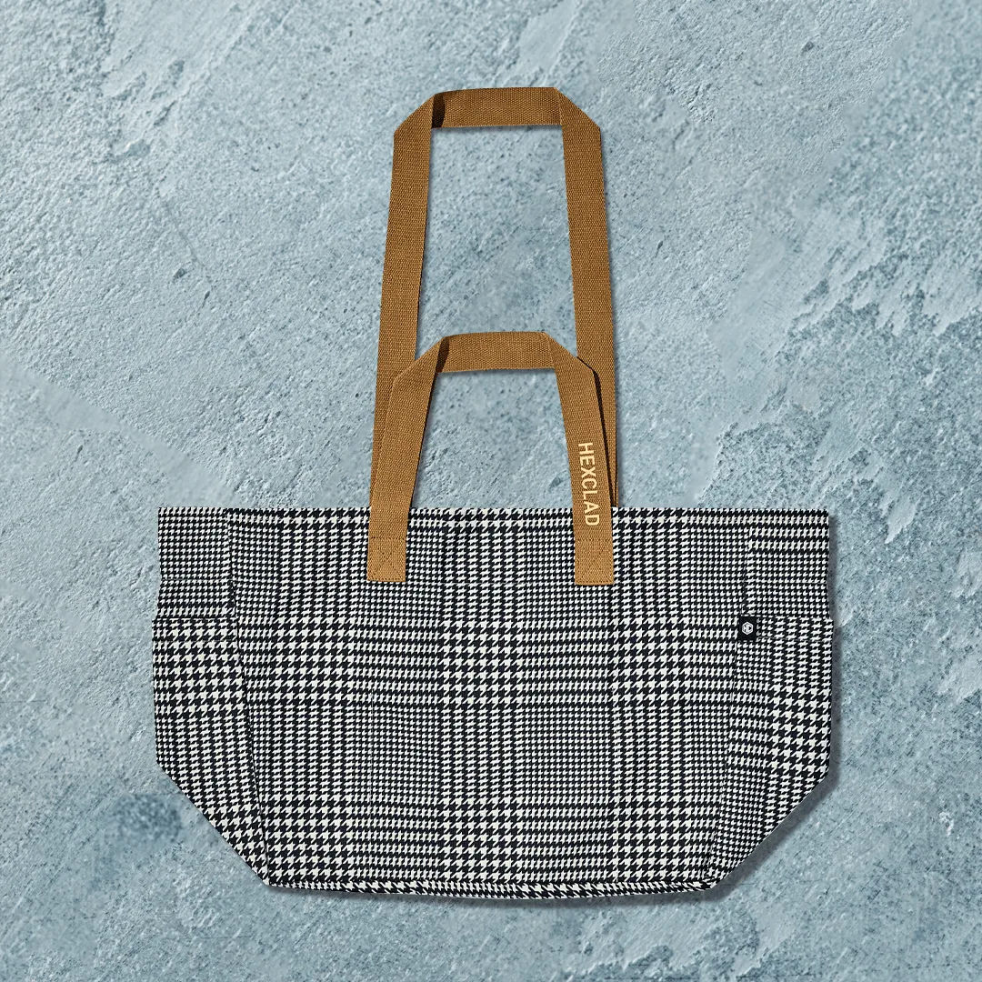How to Clean and Care for Your Apron: Washing, Storing, and Stain Removal Tips