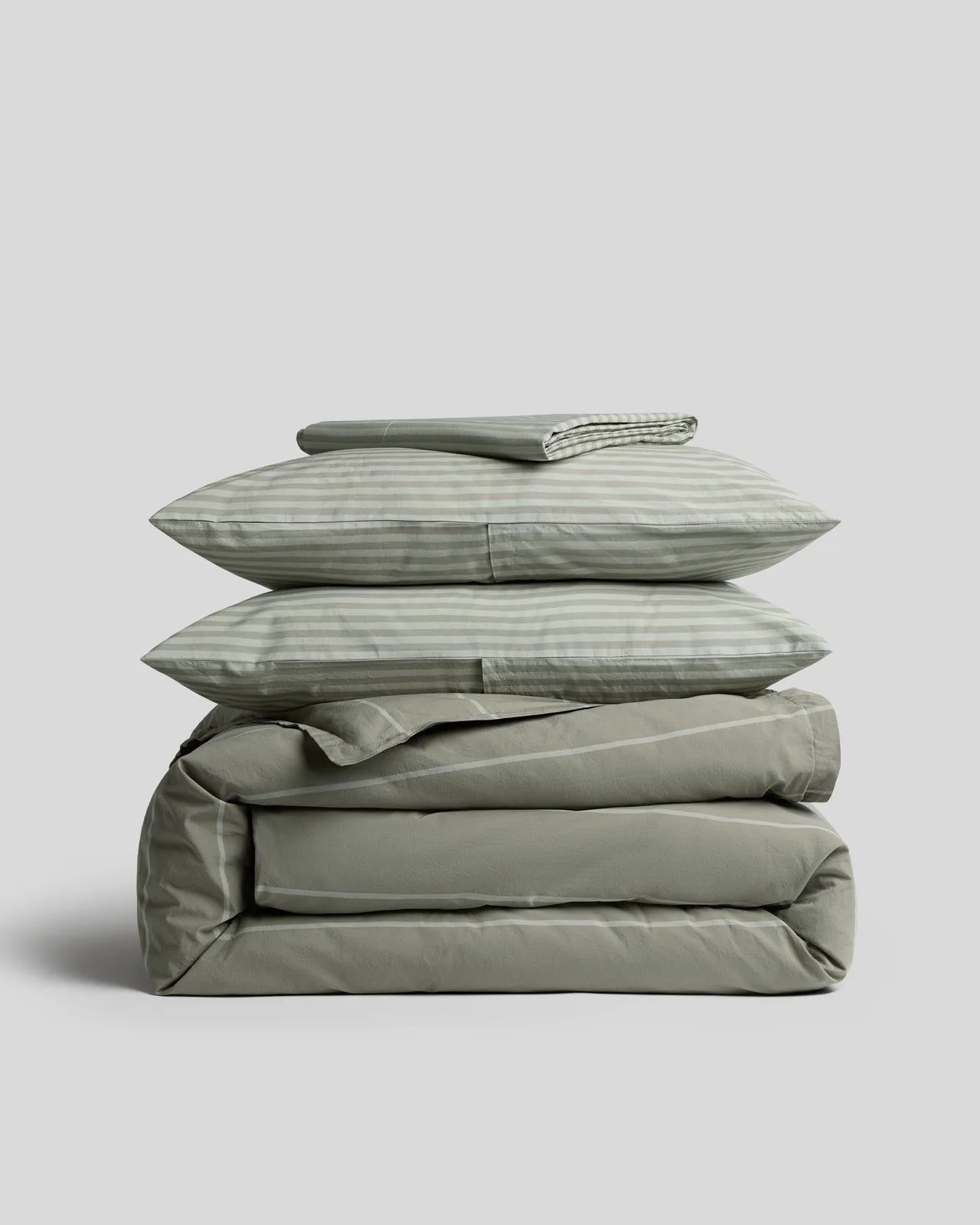 Percale vs. Linen Top Sheets: Which Breathable Layer is Best for Your Sleep Style