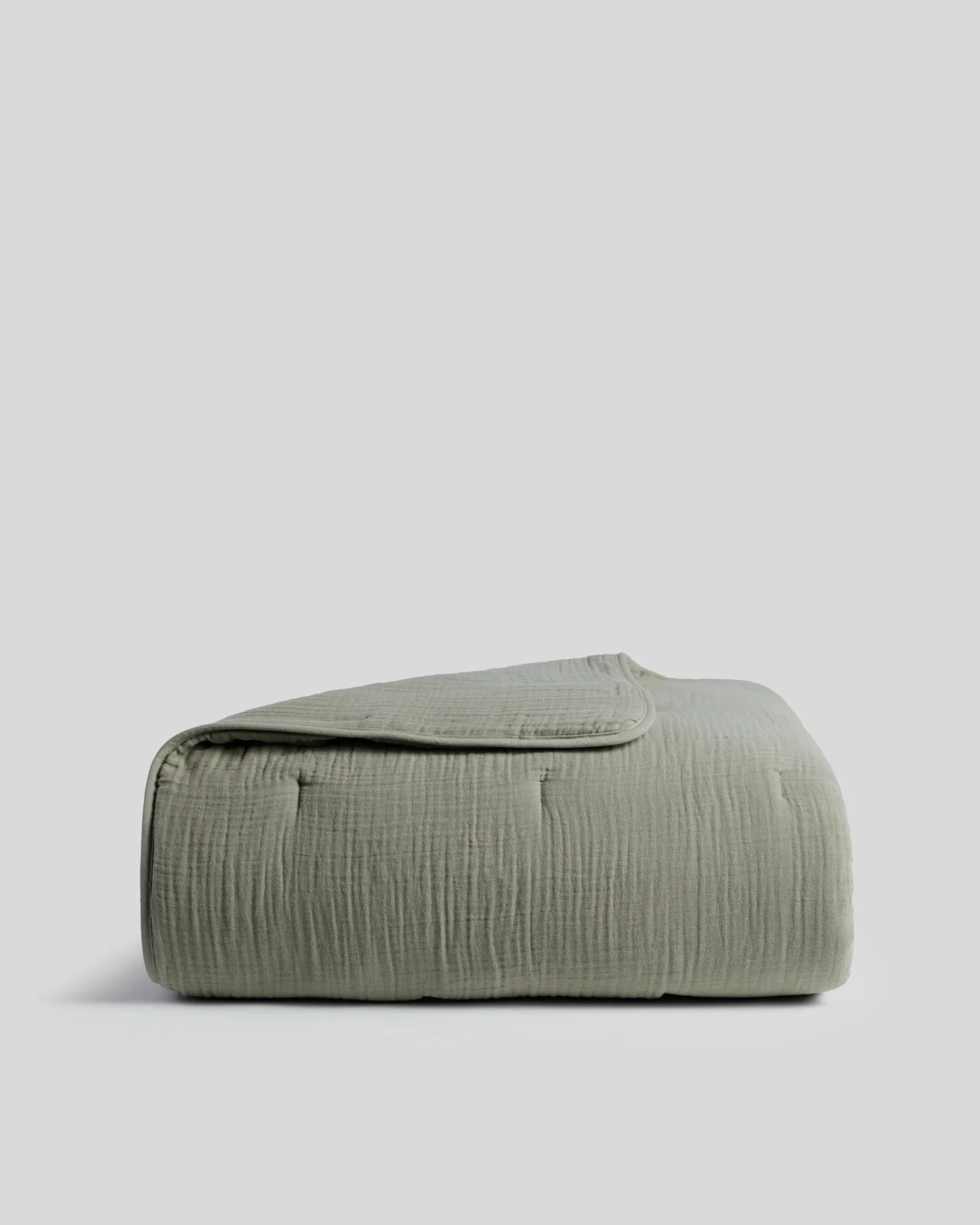 How to Mix and Match Throw Pillows for a Designer Look on a Budget