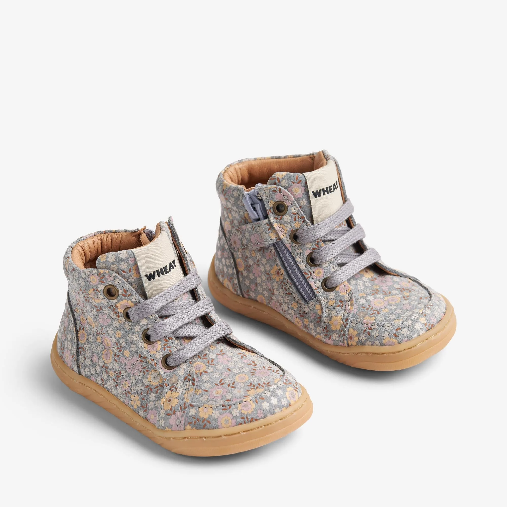 Barfods Prewalker Malia - slightly blue flowers