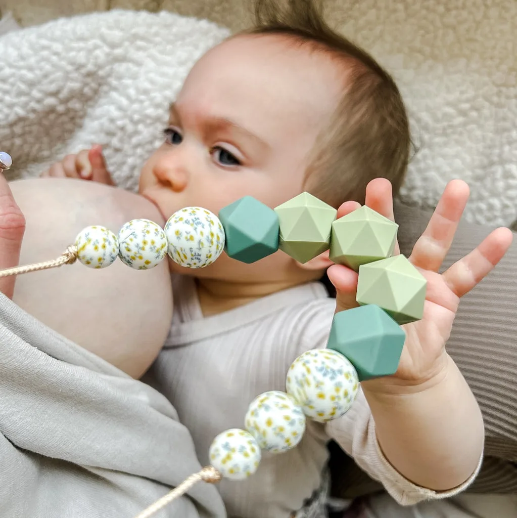 Breastfeeding & Teething Necklace - Dahlia Bloom