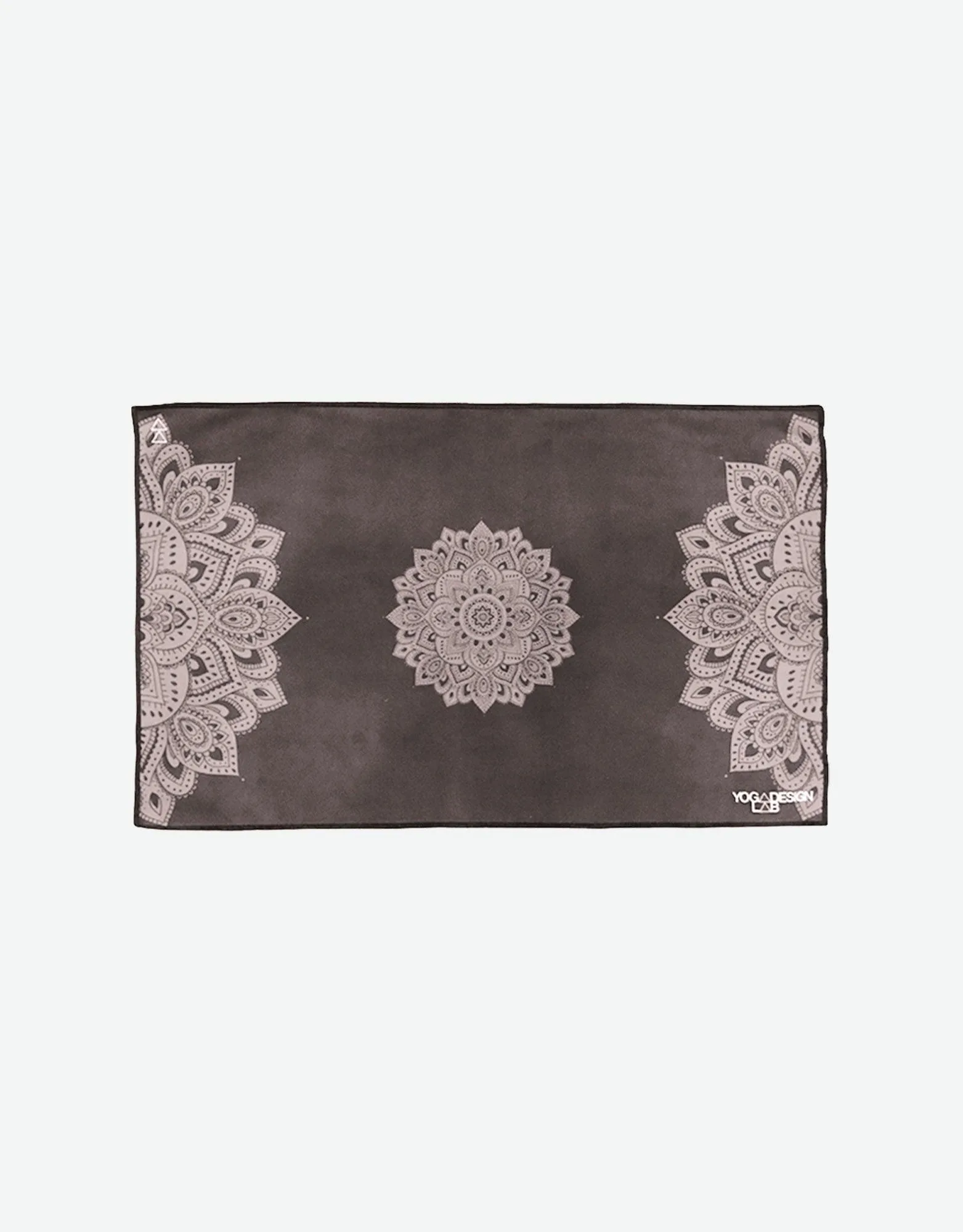 Heb je een yogahanddoek nodig voor hot yoga?