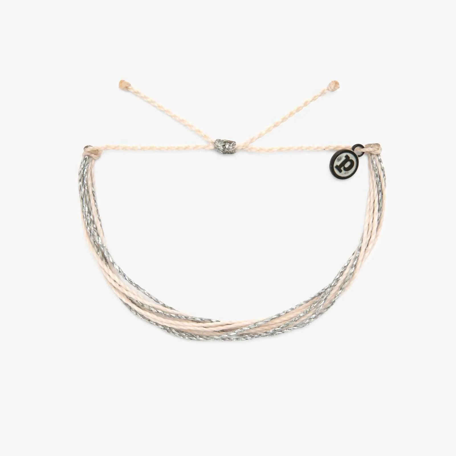 The Best Jewelry for Traveling Abroad: Lightweight and Tarnish-Free Picks