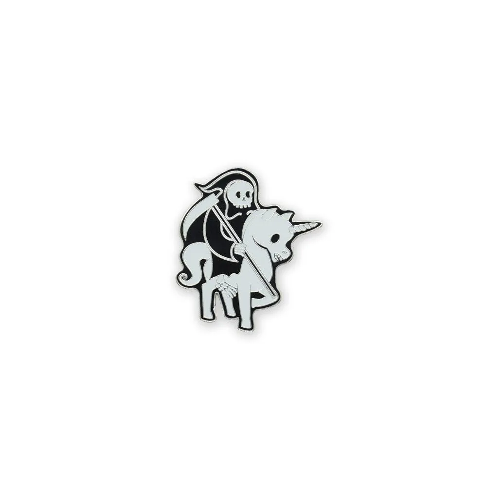 PDW La Mort chevauche une licorne GID Pin de revers