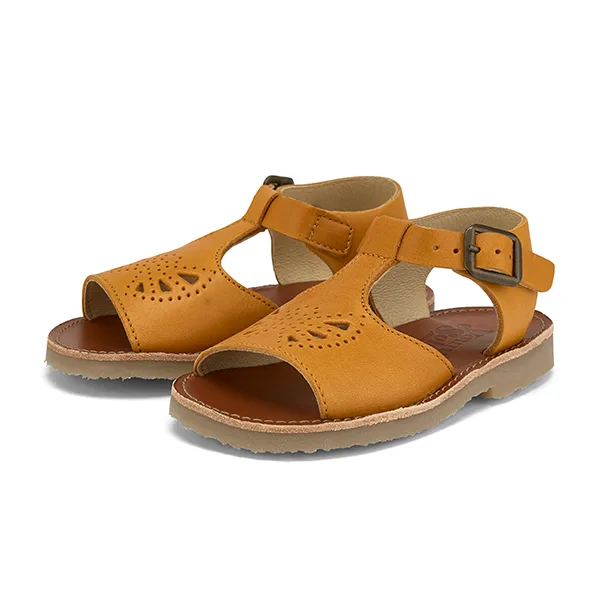 Belle vs Mavis Kids Sandals: Which to Choose