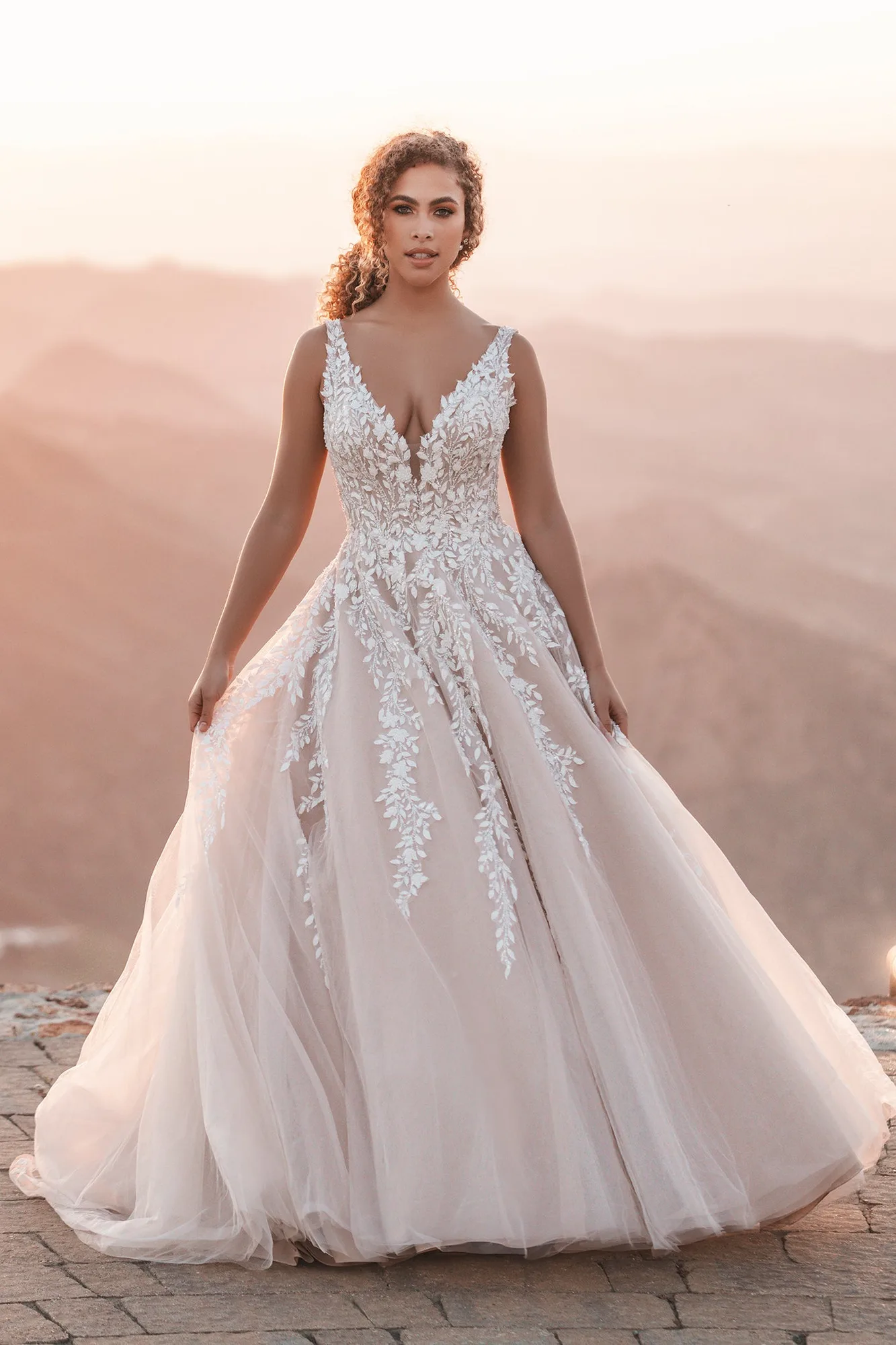Robe de mariée A1203 : ce qu'il faut savoir avant d'acheter