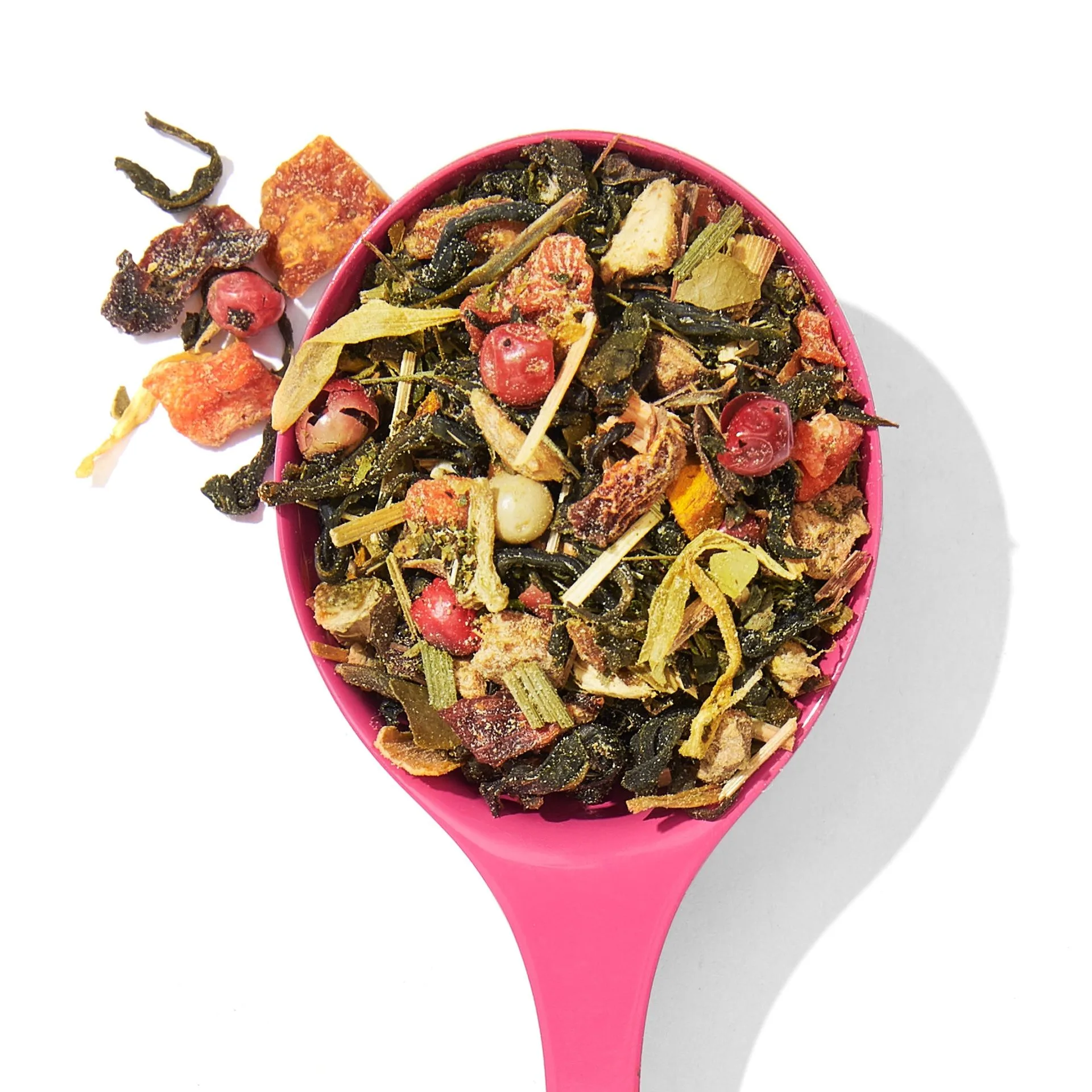 Morning Detox Tea vs Filtered Water: A Cleanse Comparison