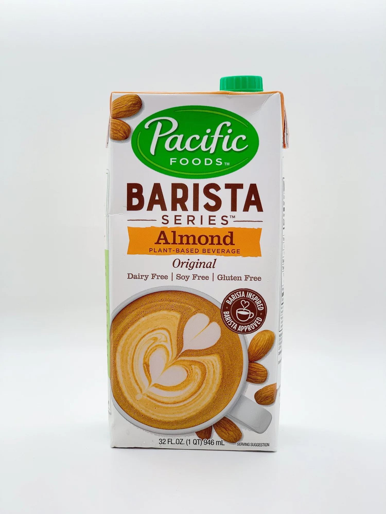 Como escolher o leite certo para o café em casa