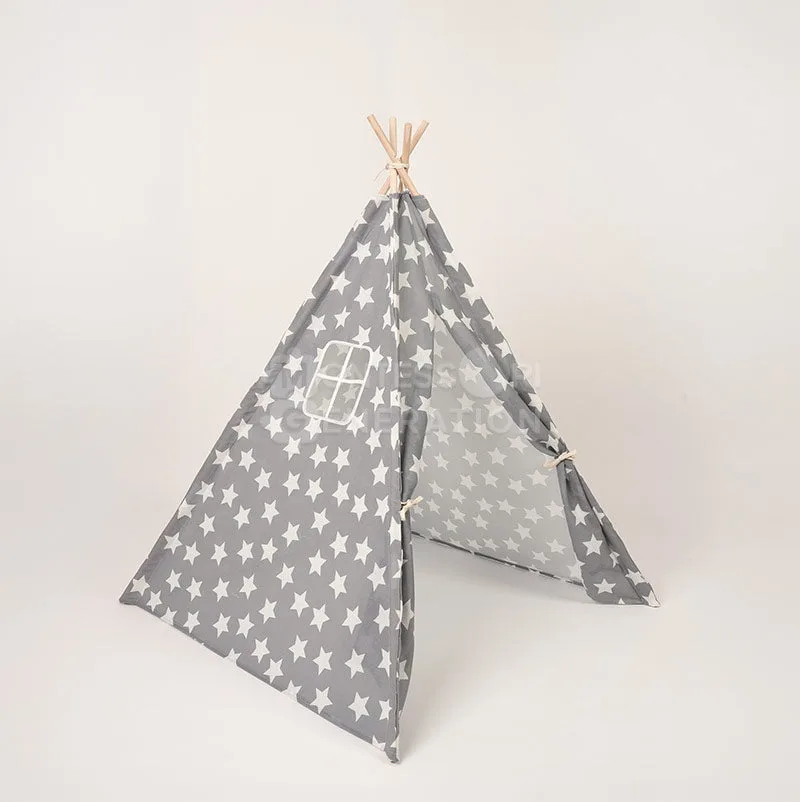 Montessori tipi-tent opzetten en zintuiglijk spelen